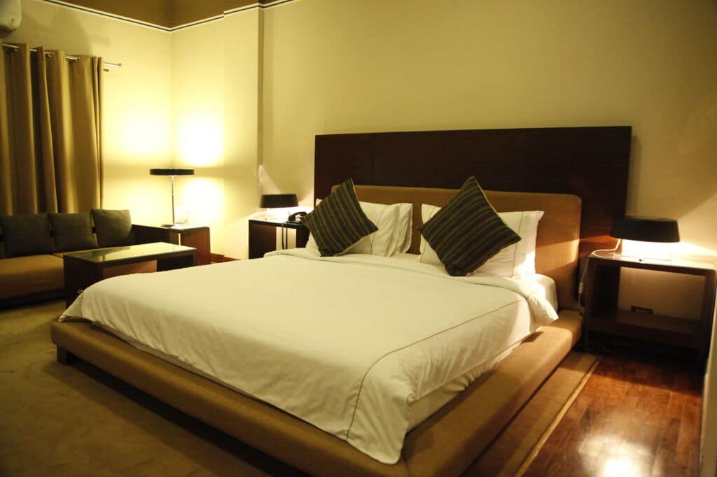 5504eea17807dbfe90f3d9a57a77f5a019e0eef7