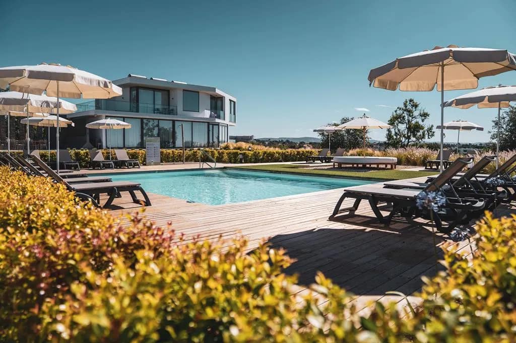 aW1hZ2VzLXR3ZC13aGl0ZWxhYmVsLXByZC90dWkvYUhSMGNITTZMeTl0WldScFlTNTBkV2xqYjI1MFpXNTBMbTVzTHpJMU9DOHlOVGd5UmtZMU5EaEZNVE15UlVSRFJUVXdOa0ZDTnpSQlJUbEVNRFUxUVM1cWNHYw