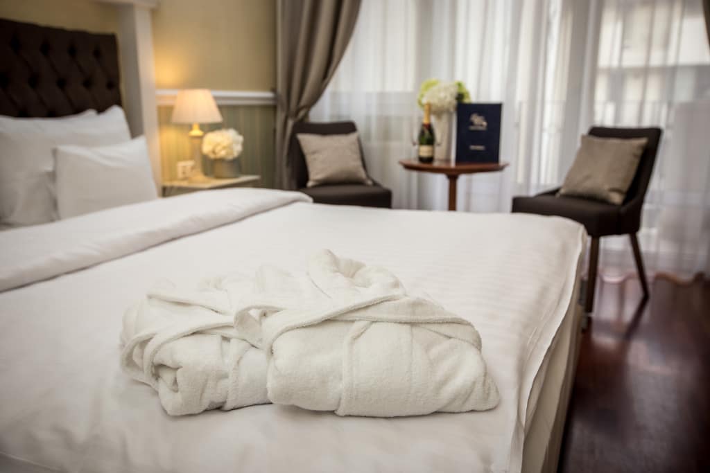 80b5dc38de47637038e3479e4d41d2dfdadfe997