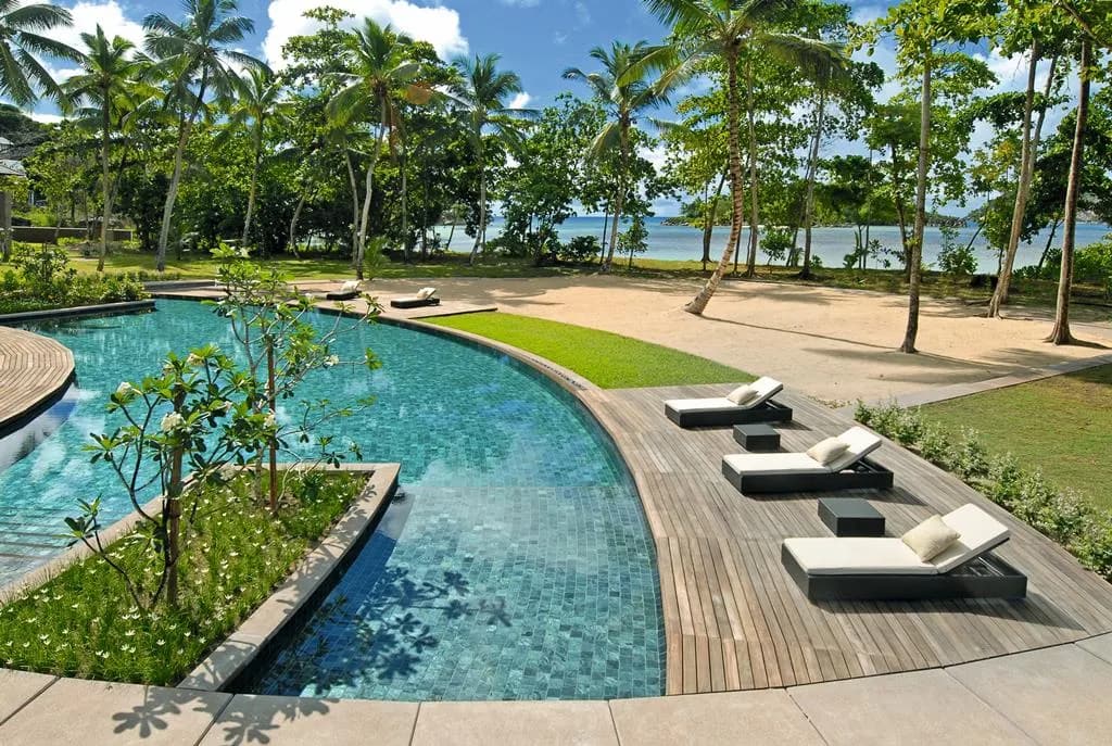 aW1hZ2VzLXR3ZC13aGl0ZWxhYmVsLXByZC90dWkvYUhSMGNITTZMeTl0WldScFlTNTBkV2xqYjI1MFpXNTBMbTVzTDBFd1JpOUJNRVpGTnpkQ01FRTFNamMxUWtWQ01FRkNSRVpEUVVKQk56RkZSRGRFTXk1cWNHYw