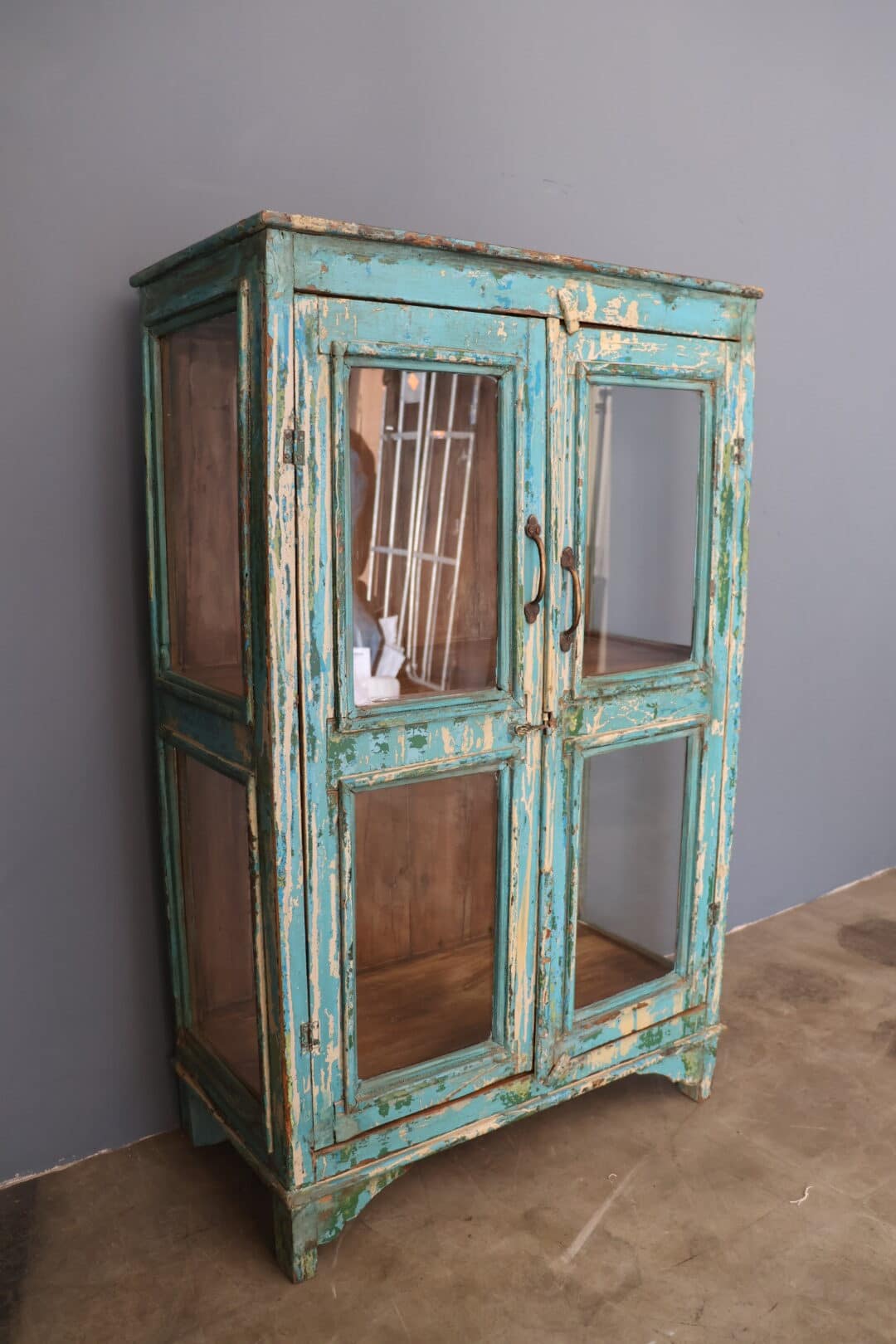 Vintage vitrinekast nr.60