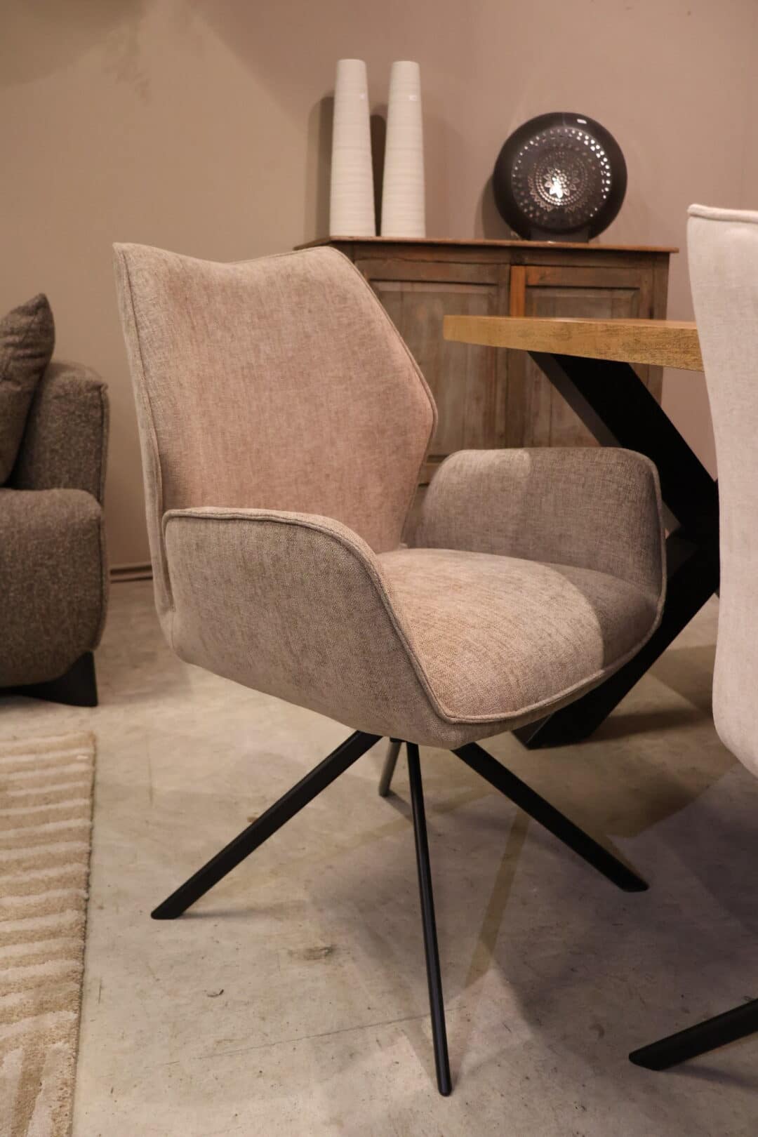 Eetkamerstoel Tommy brown