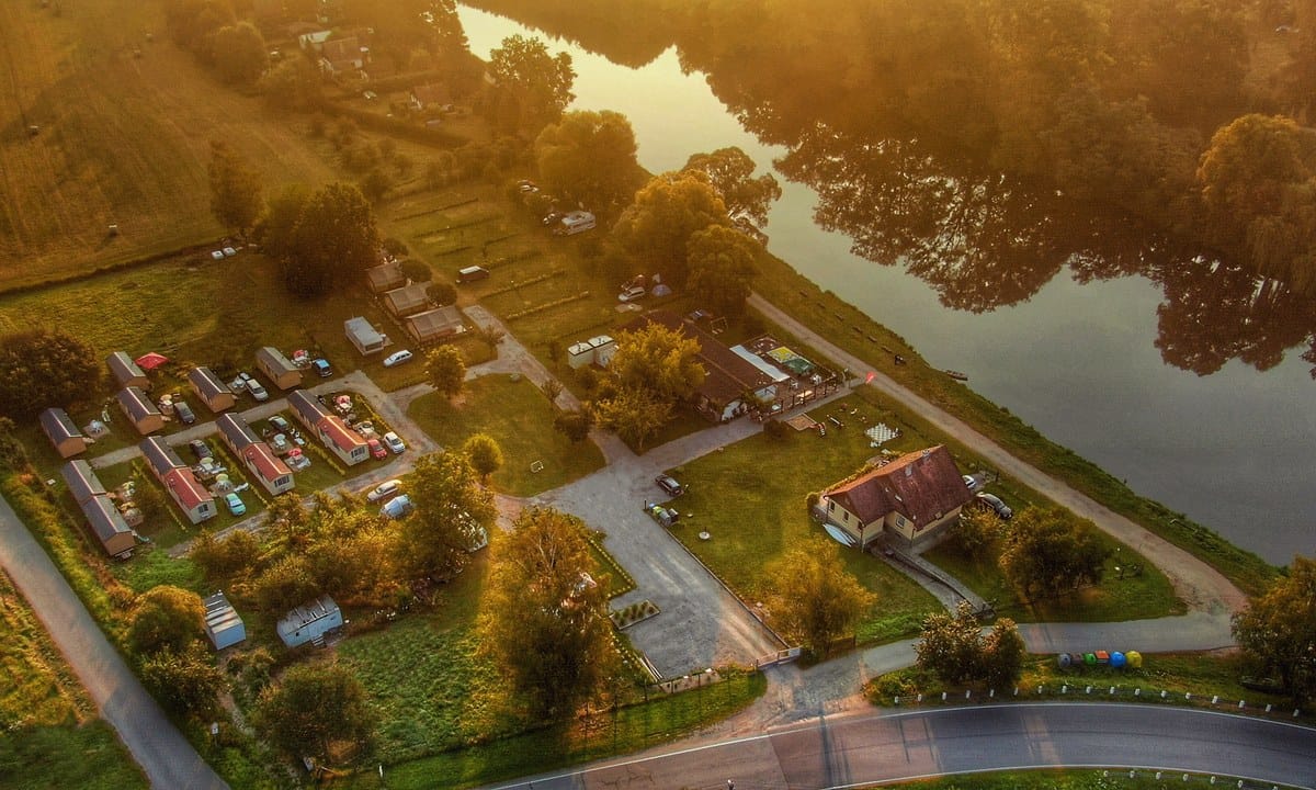 f9179d0b96e16.original