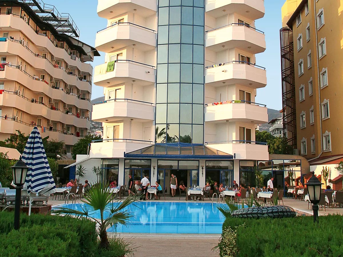 aW1hZ2VzLXR3ZC13aGl0ZWxhYmVsLXByZC9hbGx0b3Vycy9RVmxVTVRJeFh6QTNMbXB3Wnc