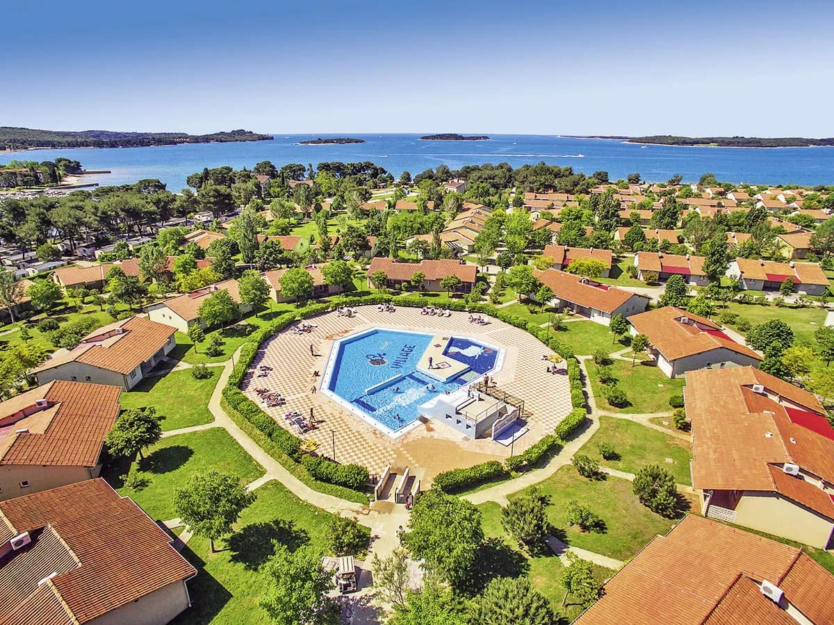 aW1hZ2VzLXR3ZC13aGl0ZWxhYmVsLXByZC9hbGx0b3Vycy9VRlZaTURZMU1EVXVhbkJu