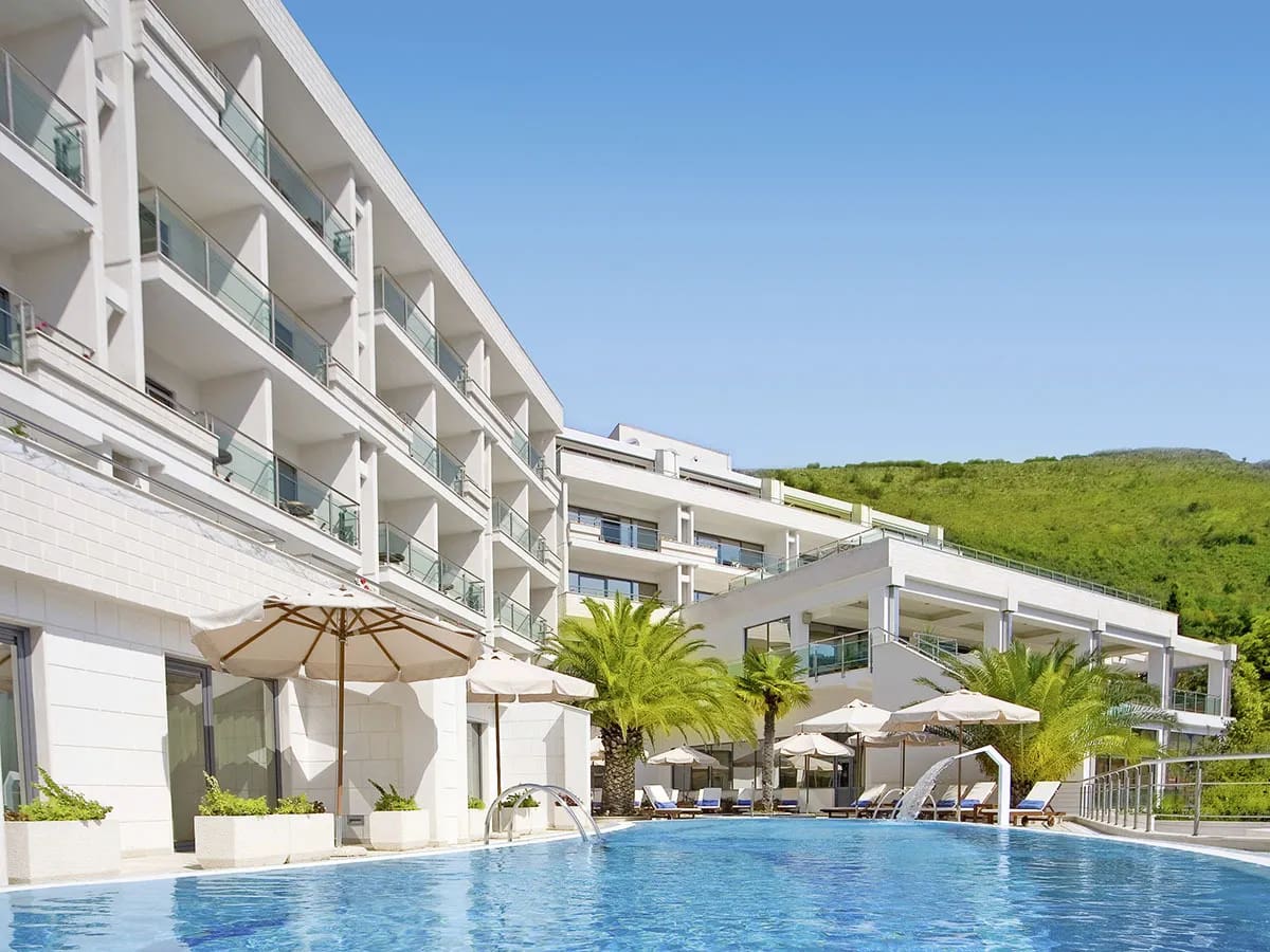 aW1hZ2VzLXR3ZC13aGl0ZWxhYmVsLXByZC9hbGx0b3Vycy9WRWxXTVRJelh6RTRMbXB3Wnc