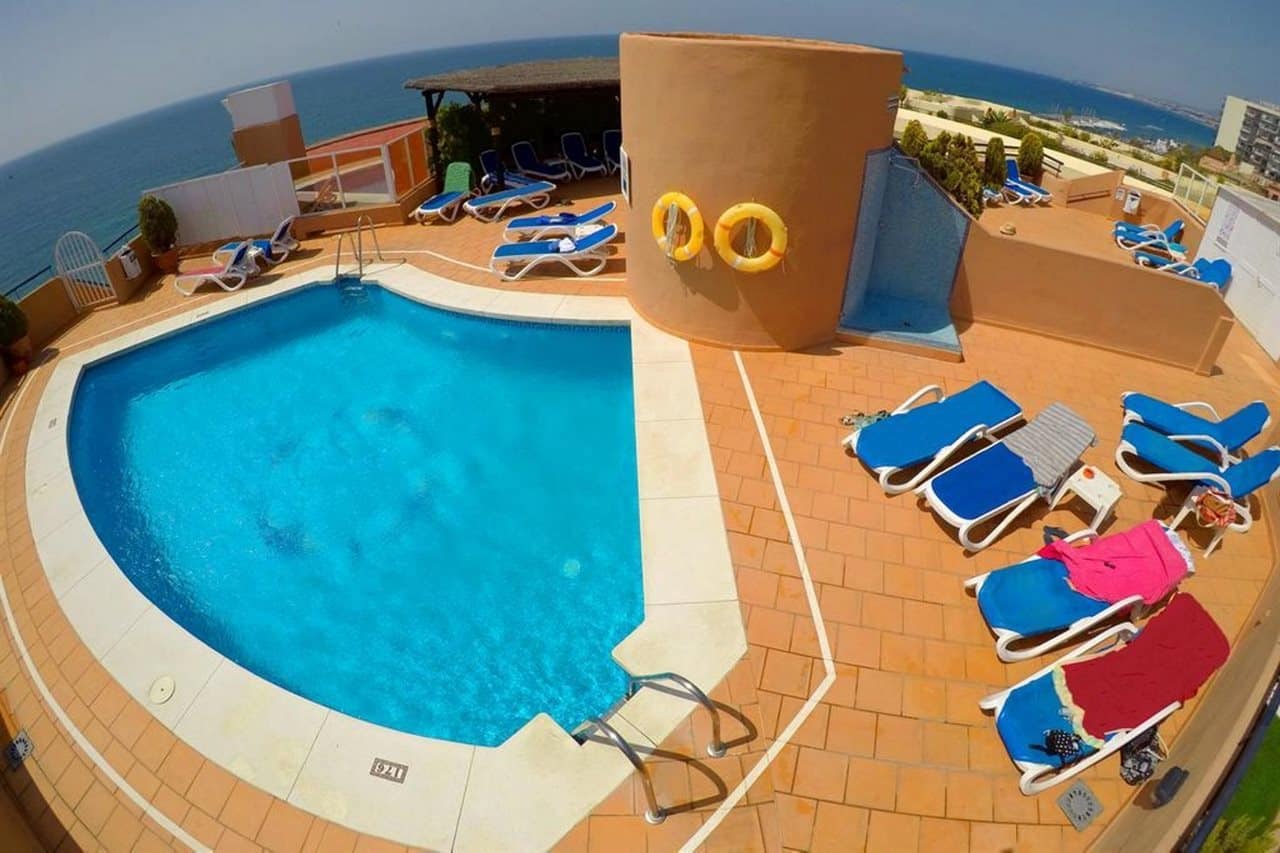 aHR0cHM6Ly9ob3RlbGltYWdlcy5zdW5ob3RlbHMubmV0L0hvdGVsSW5mby9ob3RlbEltYWdlRnVsbC5hc3B4P2lkPTEwNjIyMzA3