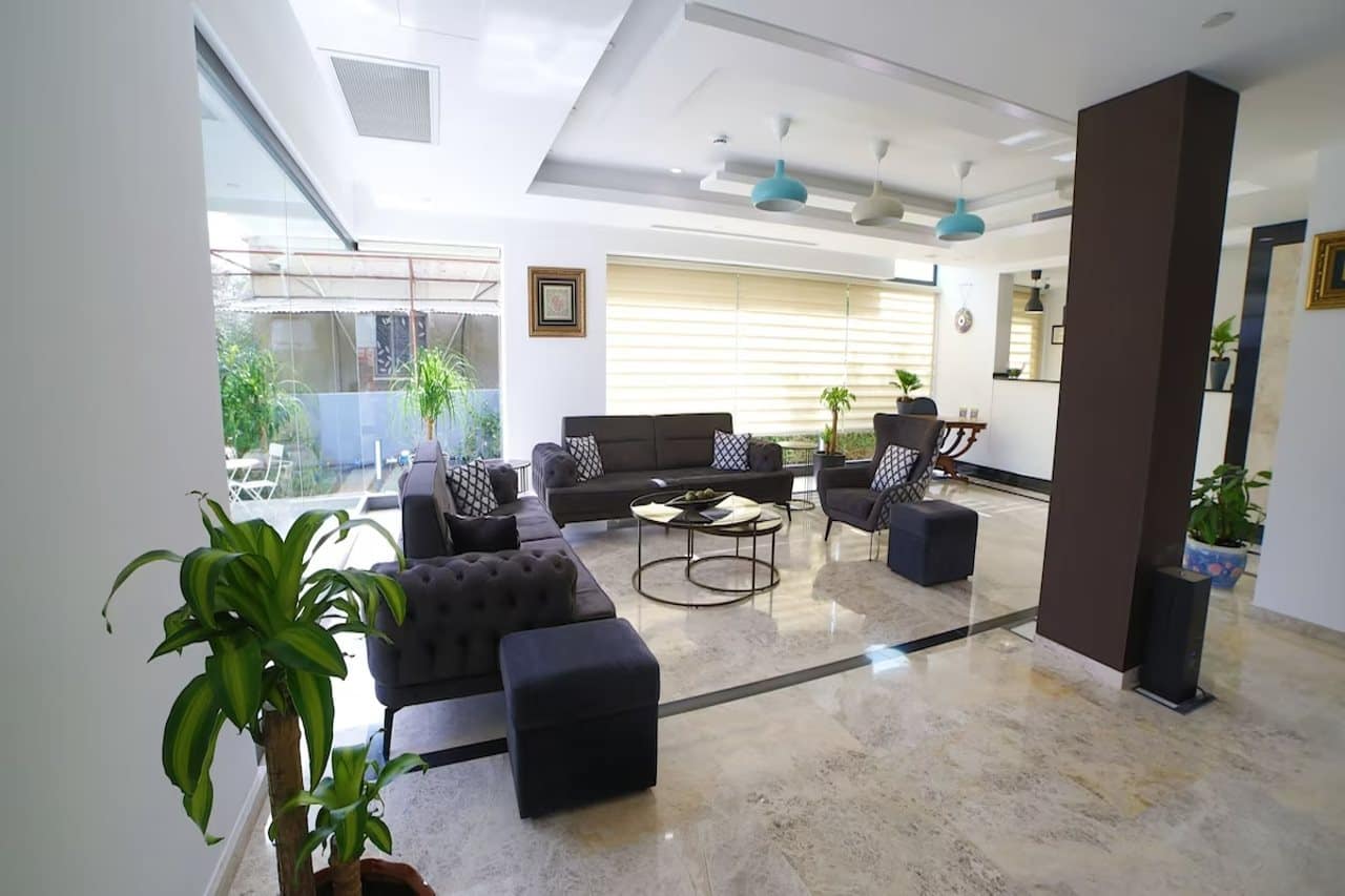 aHR0cHM6Ly9ob3RlbGltYWdlcy5zdW5ob3RlbHMubmV0L0hvdGVsSW5mby9ob3RlbEltYWdlRnVsbC5hc3B4P2lkPTI0NjgyNDcz