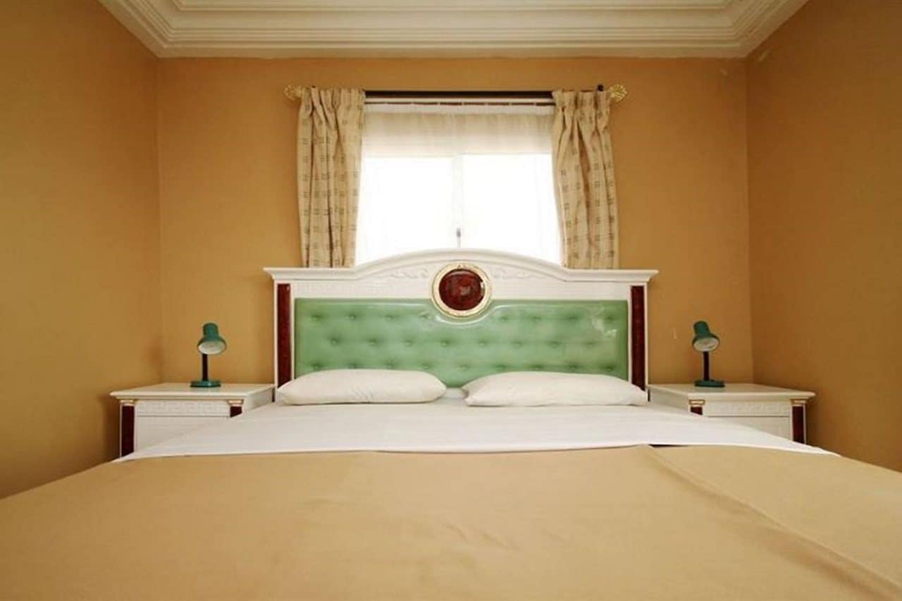 aHR0cHM6Ly9ob3RlbGltYWdlcy5zdW5ob3RlbHMubmV0L0hvdGVsSW5mby9ob3RlbEltYWdlRnVsbC5hc3B4P2lkPTQ1NjQ3NzU