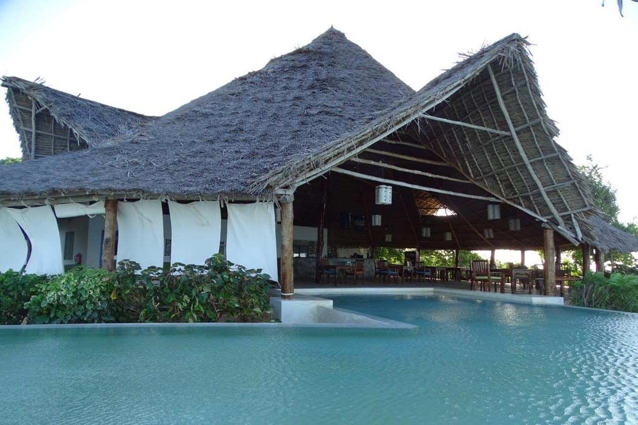 aHR0cHM6Ly9ob3RlbGltYWdlcy5zdW5ob3RlbHMubmV0L0hvdGVsSW5mby9ob3RlbEltYWdlRnVsbC5hc3B4P2lkPTQ3Nzc1MTQ