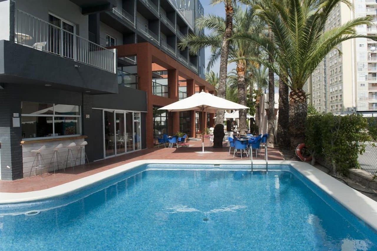 aHR0cHM6Ly9ob3RlbGltYWdlcy5zdW5ob3RlbHMubmV0L0hvdGVsSW5mby9ob3RlbEltYWdlRnVsbC5hc3B4P2lkPTc4NTQzMTQ