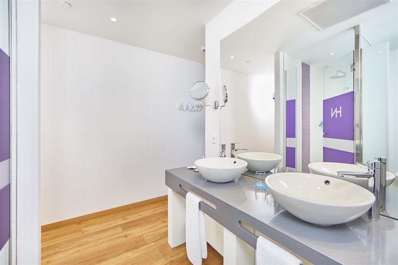 aHR0cHM6Ly9ob3RlbGltYWdlcy5zdW5ob3RlbHMubmV0L0hvdGVsSW5mby9ob3RlbEltYWdlRnVsbC5hc3B4P2lkPTcxODUzNjk