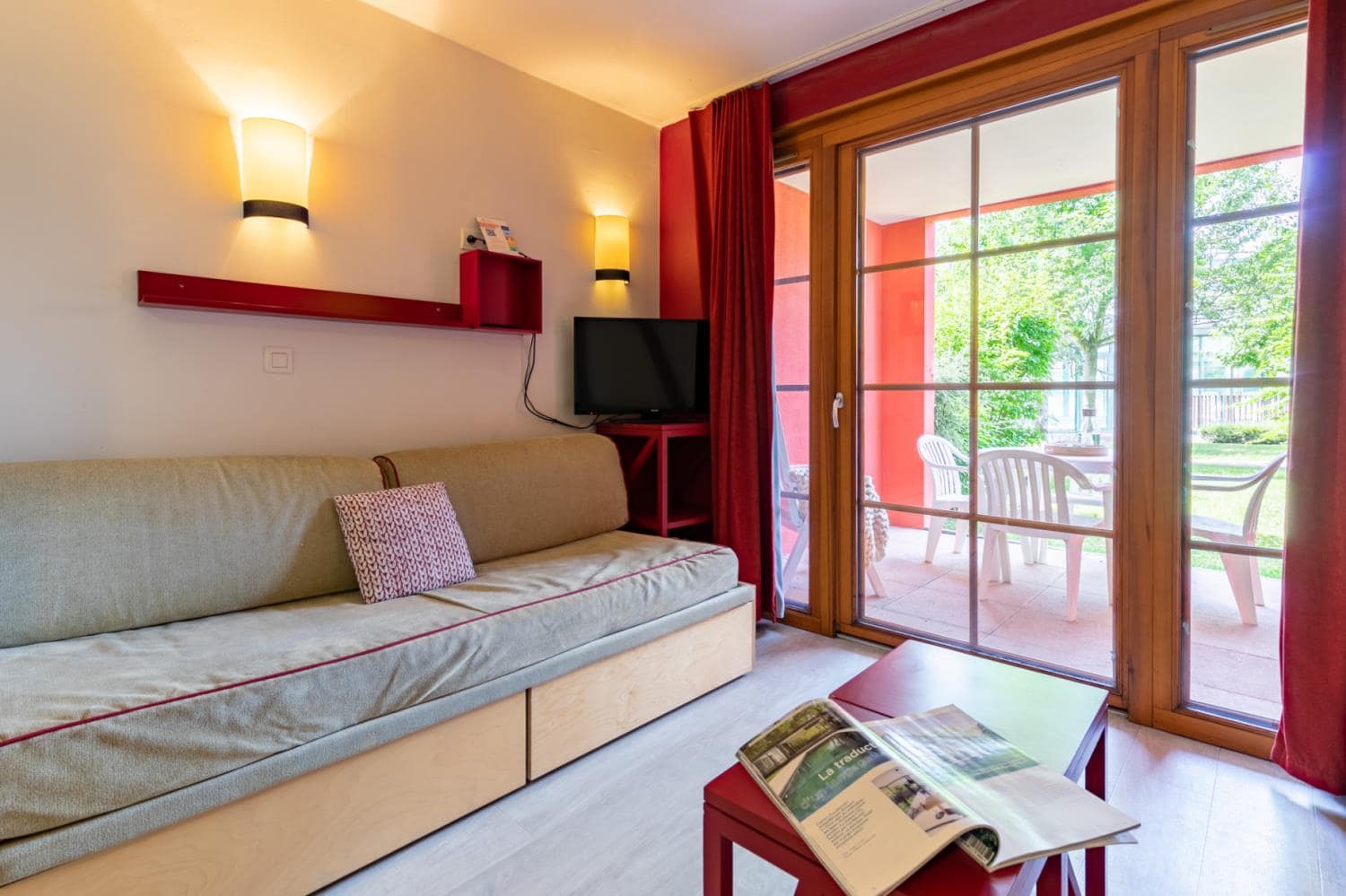 ab0d1e69-5be1-429f-9e4b-8b9575421bbb