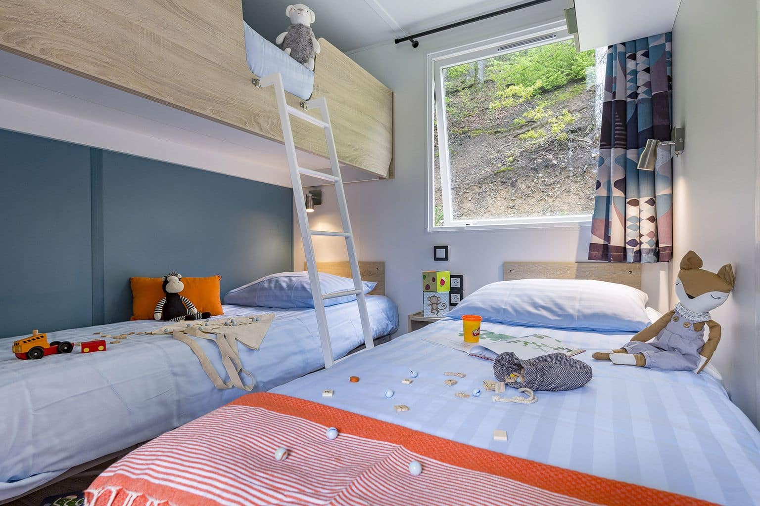 8407ed27-8caf-4418-afdb-8c3b60411034