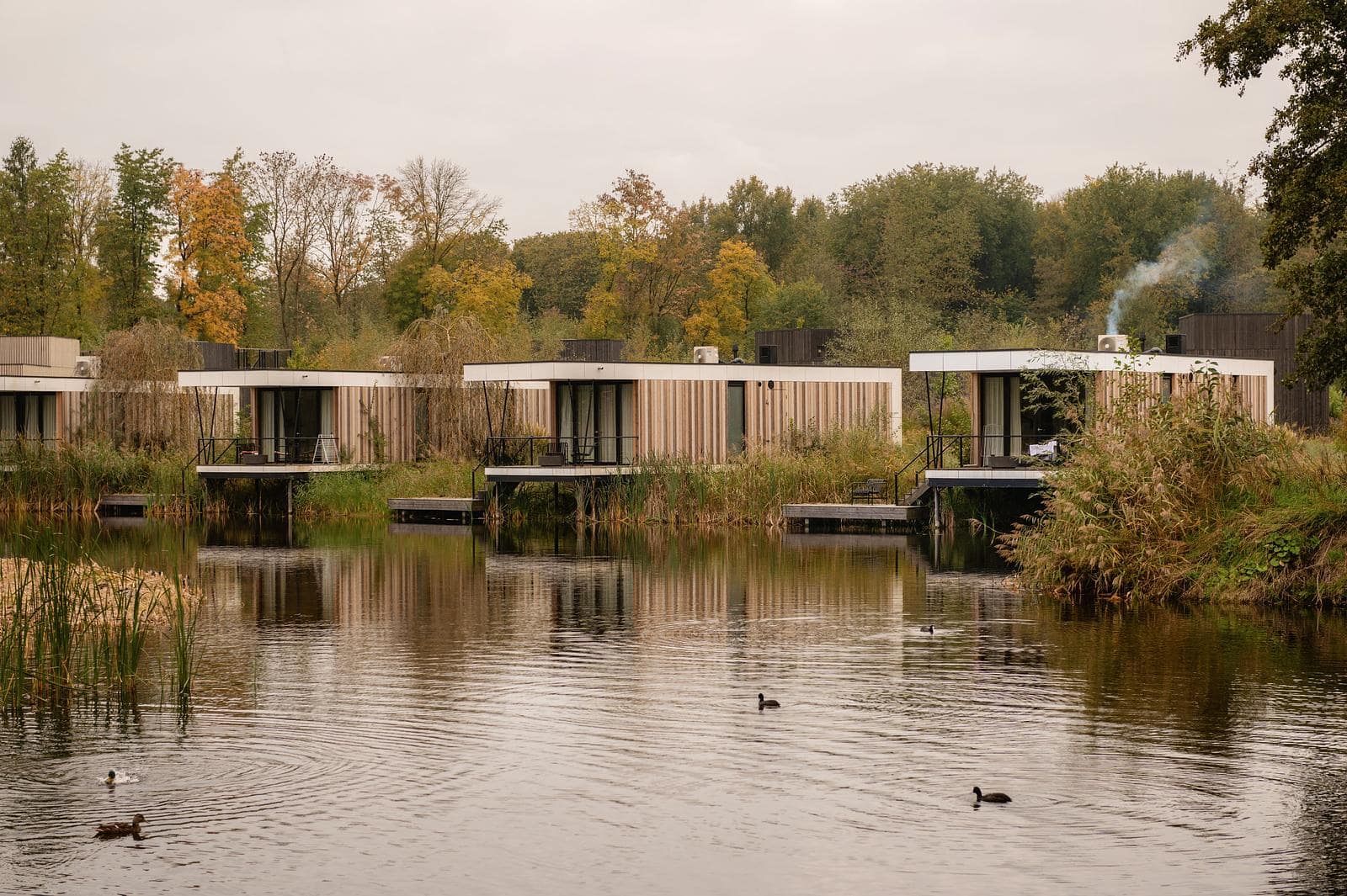 cover_whereshegoesxresortdeparel42_c81c7ab1-98de-4c58-a31c-784d629ffad0