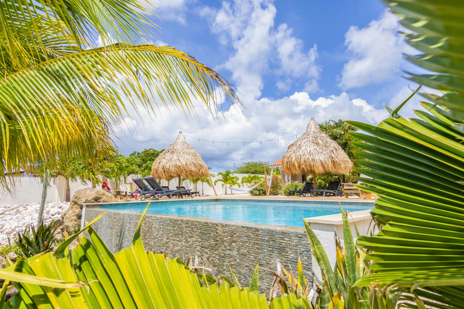 L1E10983A1W1600H1066