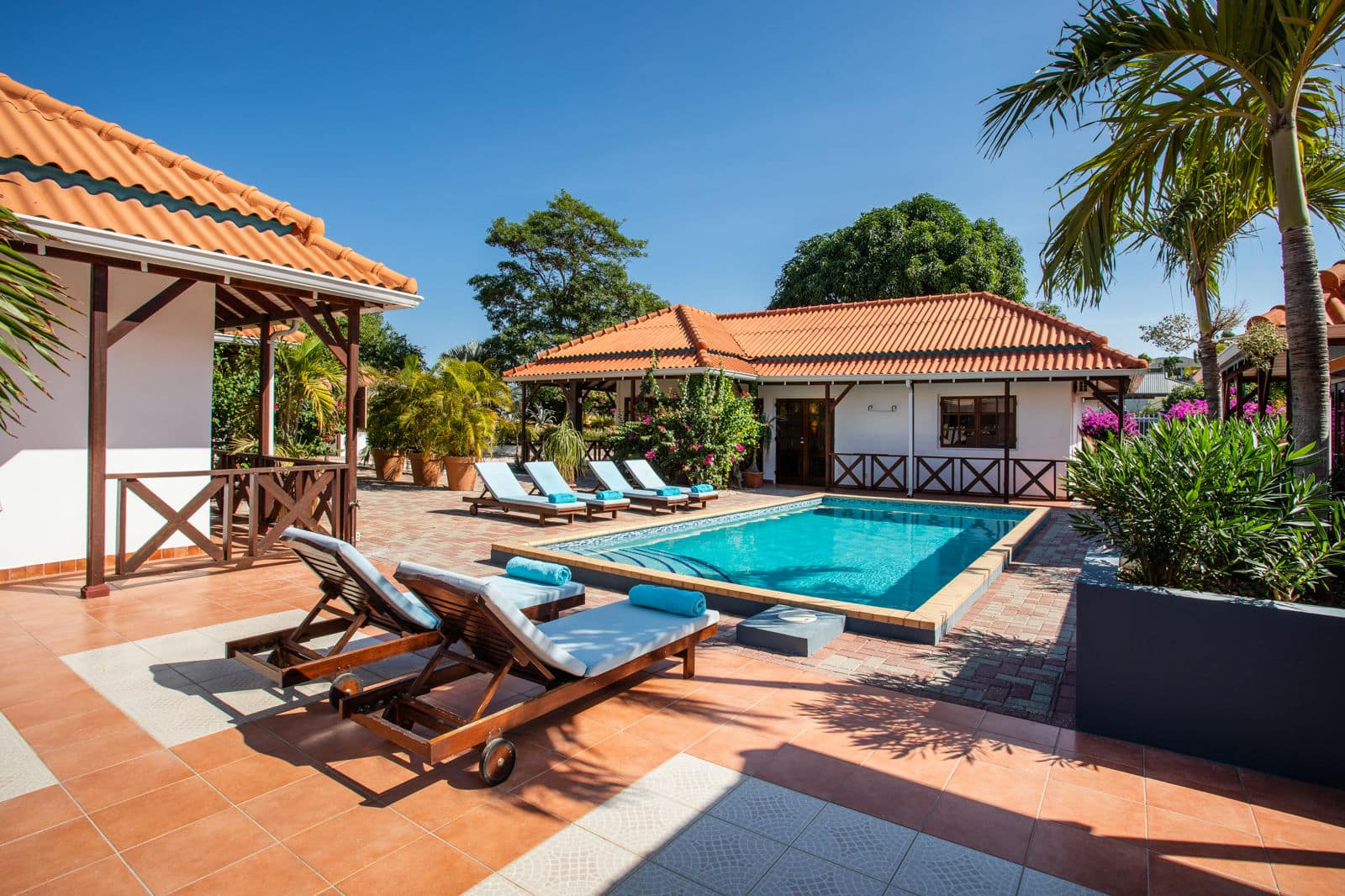 L1E10998A1W1600H1066