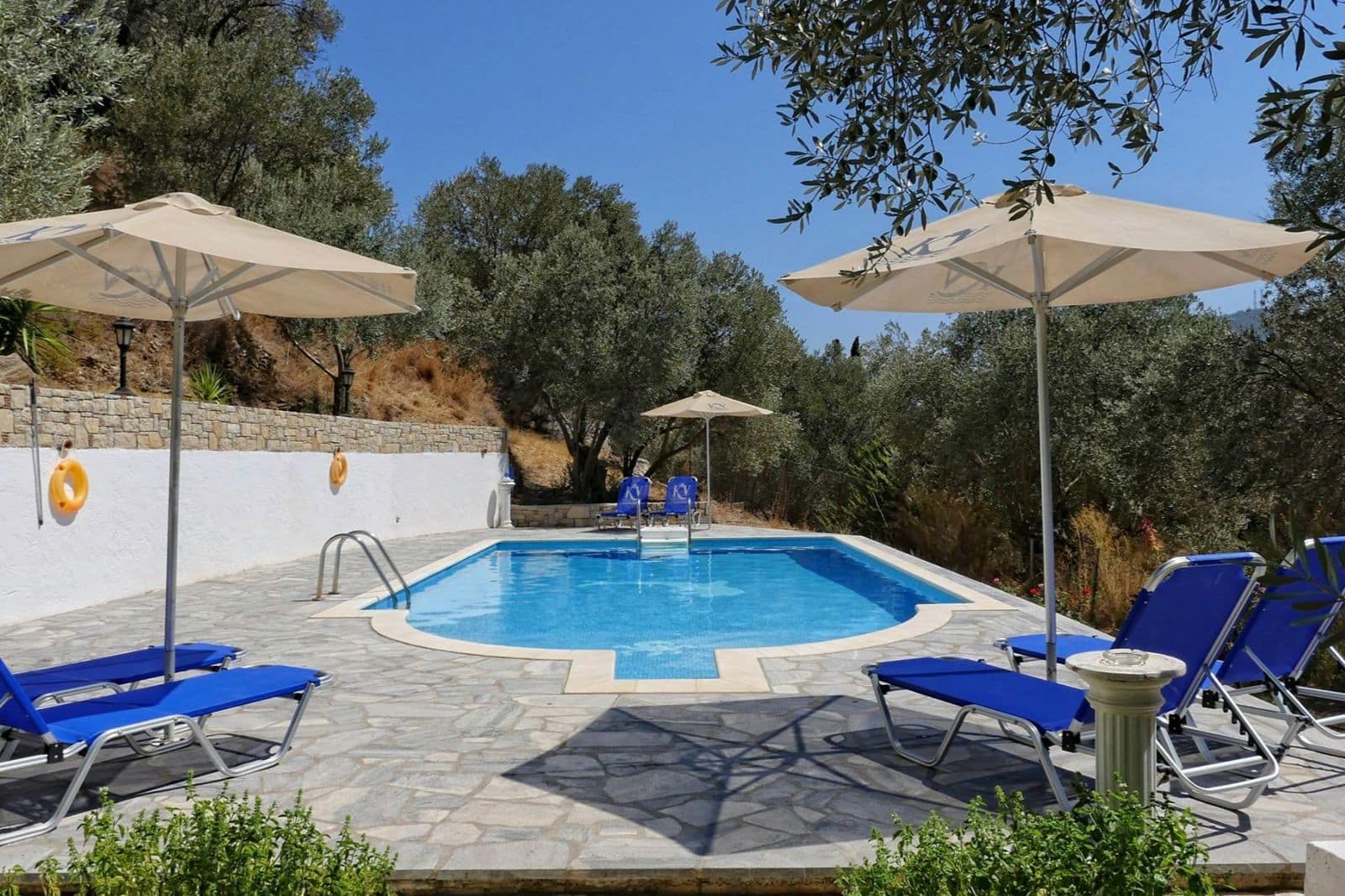 L1E11098A1W1600H1066