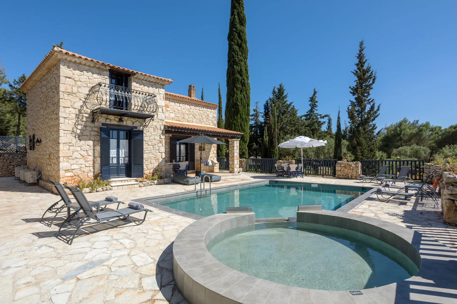 L1E11492A1W1600H1066