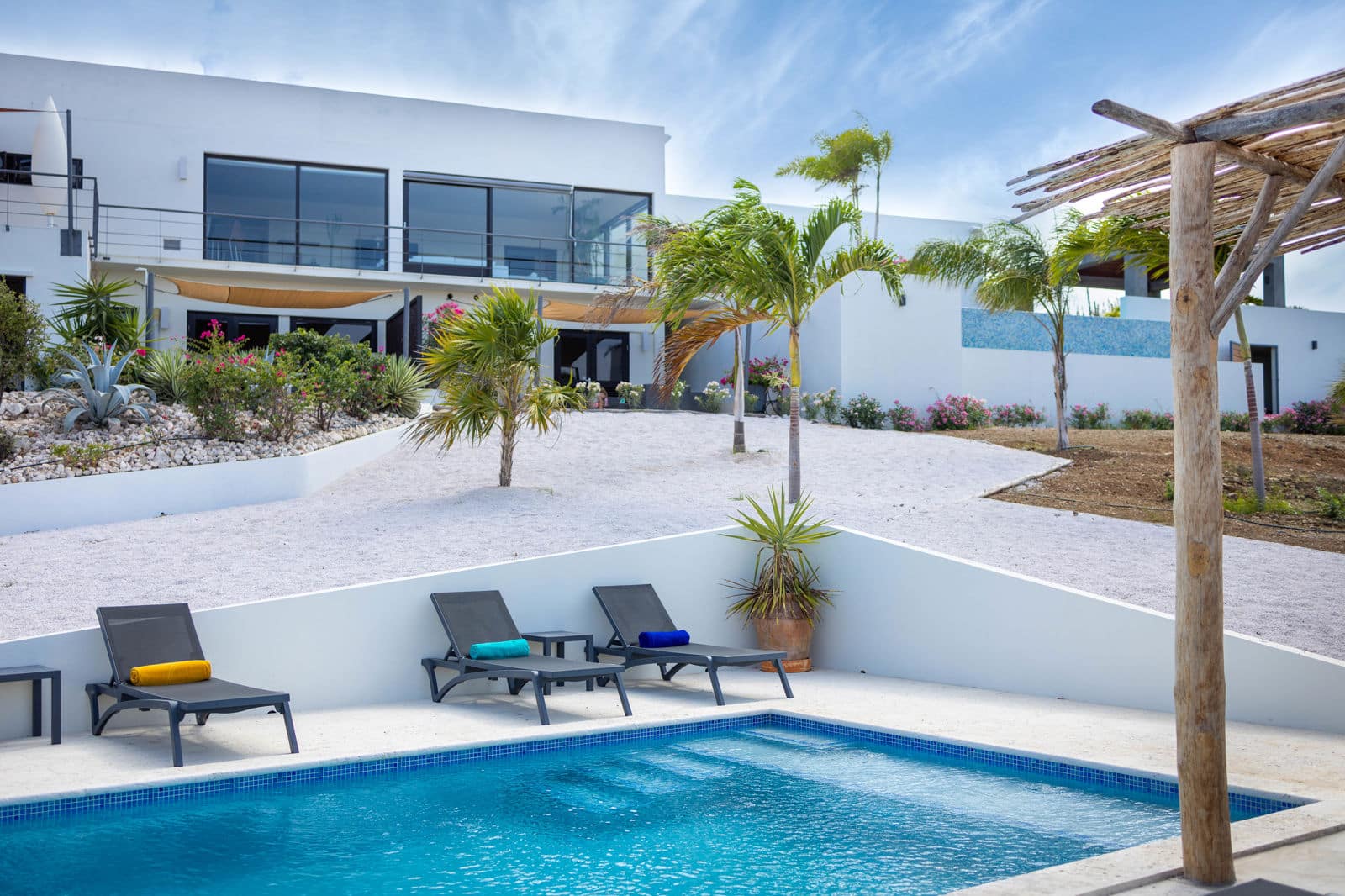 L1E11508A1W1600H1066