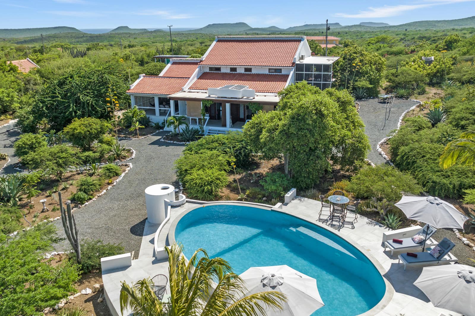 L1E12627A1W1600H1066