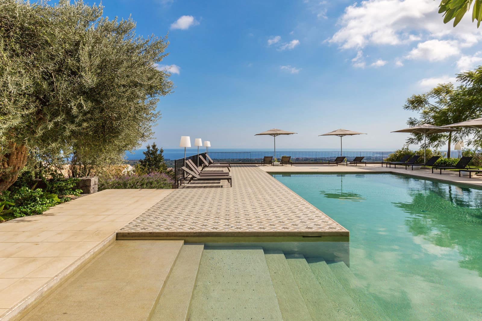 L1E13016A1W1600H1066