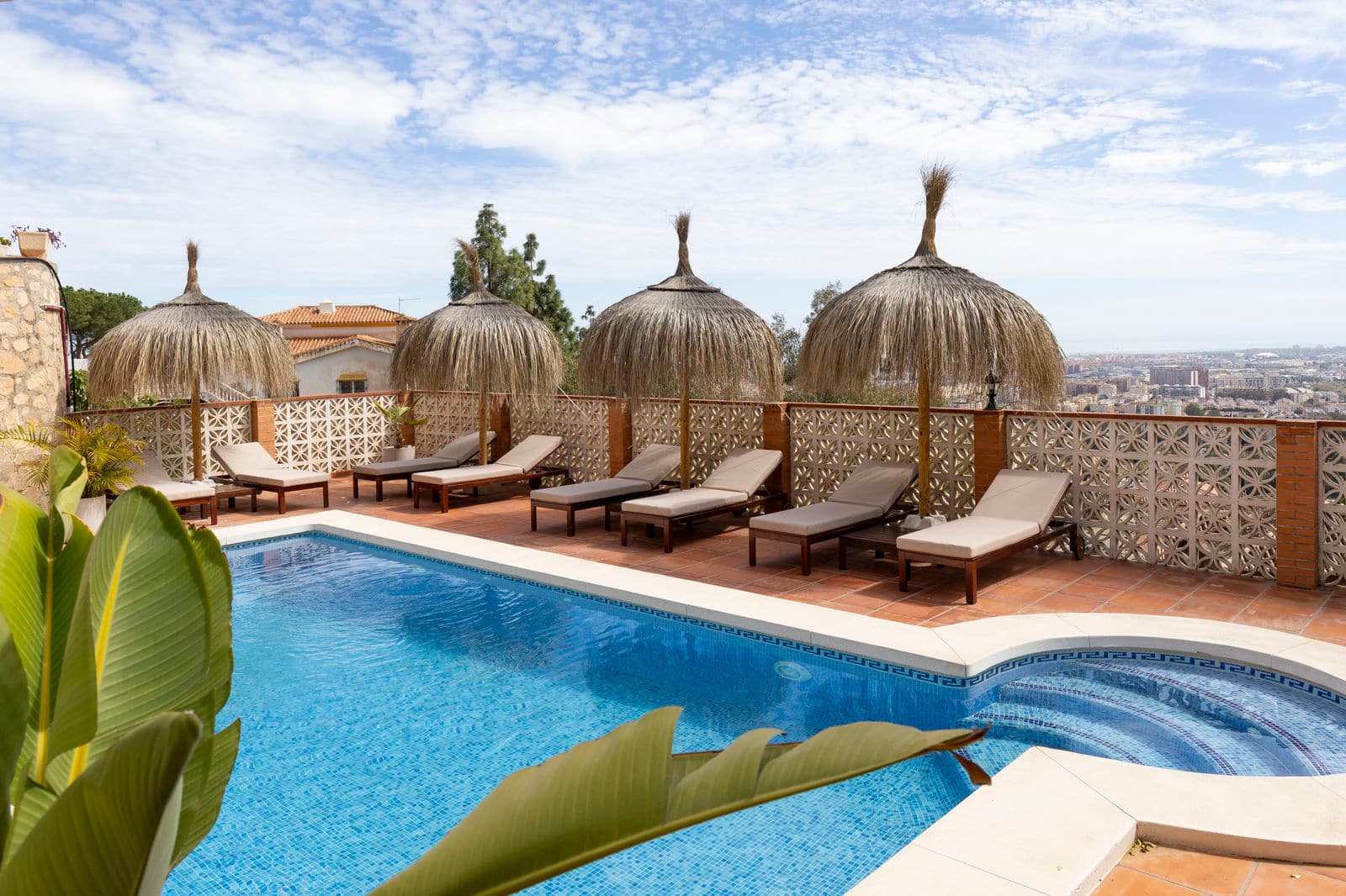 L1E13534A1W1600H1066