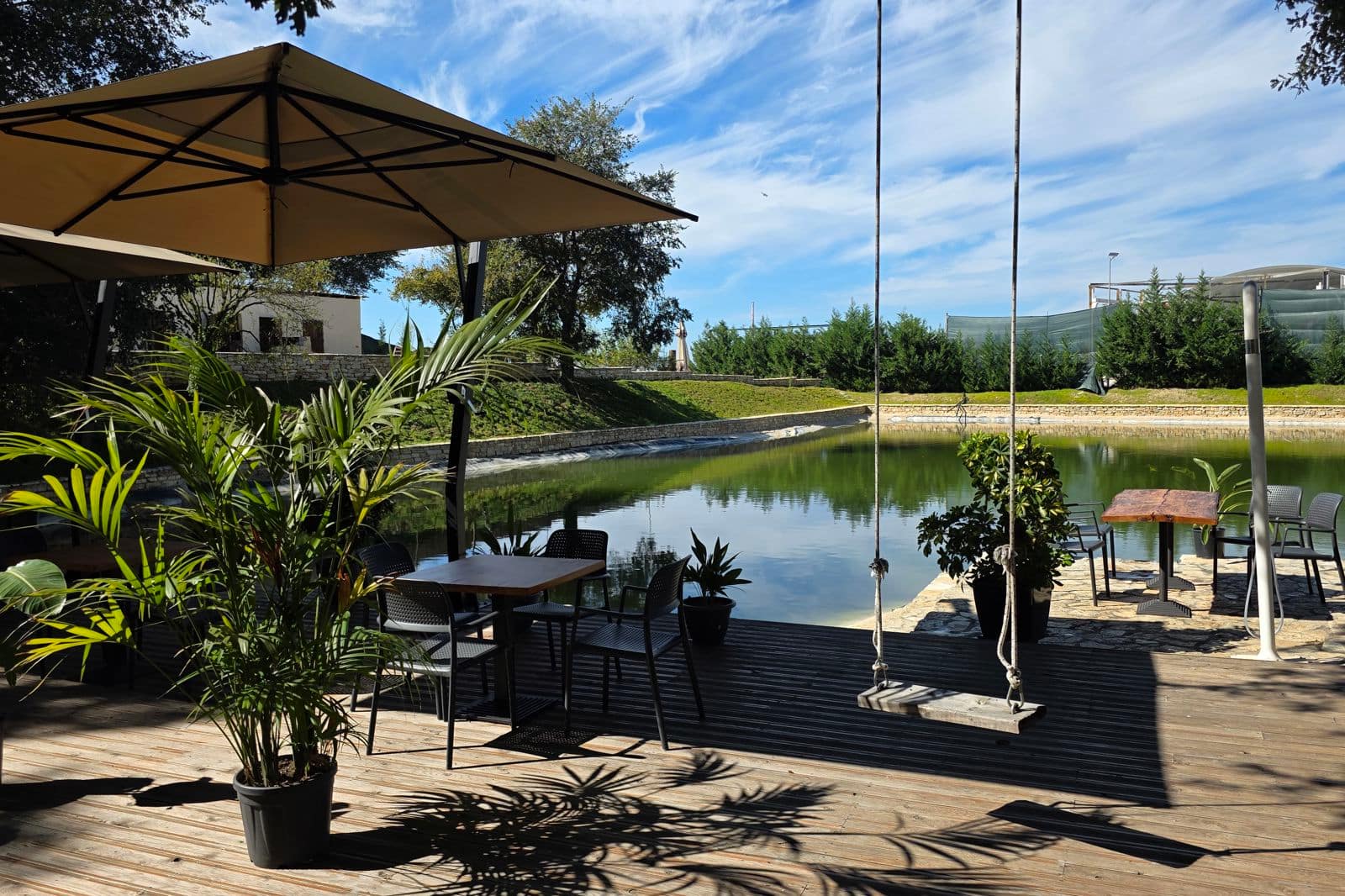 L1E13586A1W1600H1066