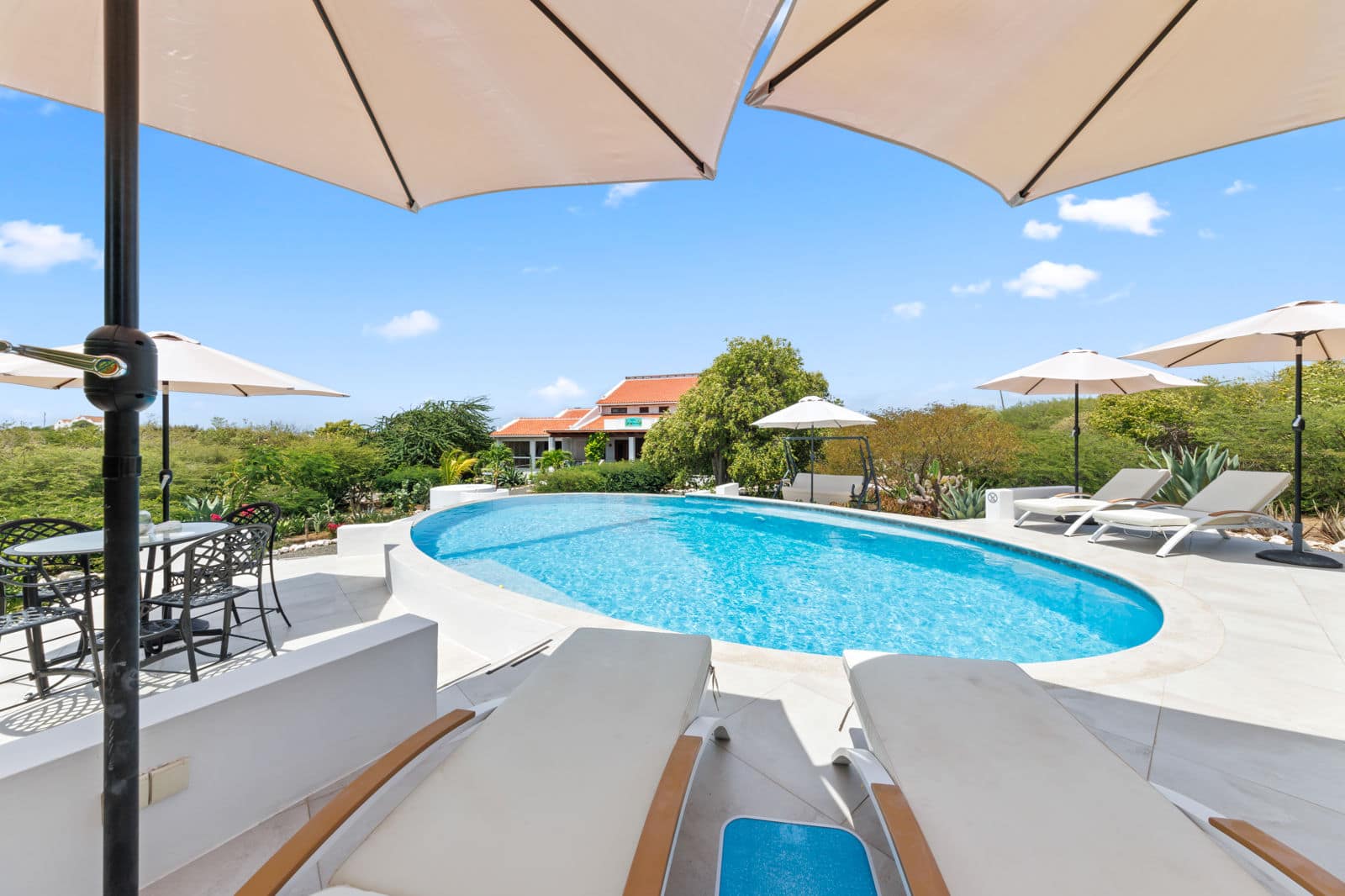 L1E12627A1W1600H1066