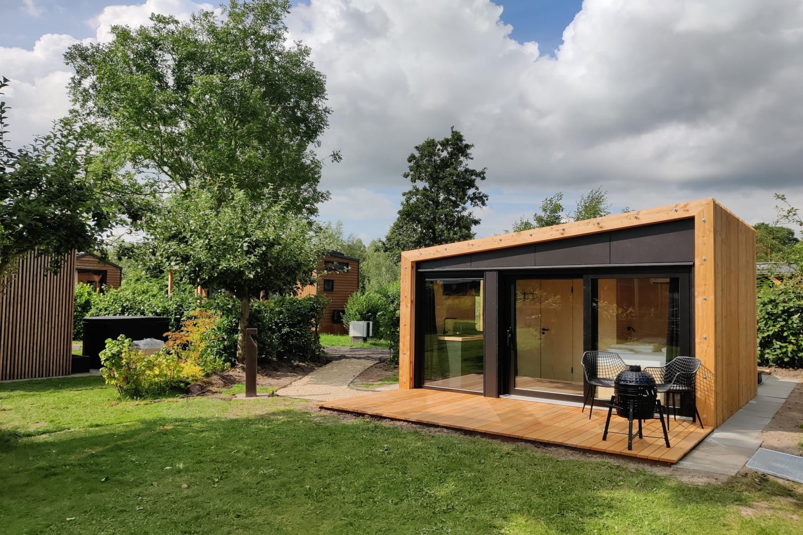 wetland-cabin-
