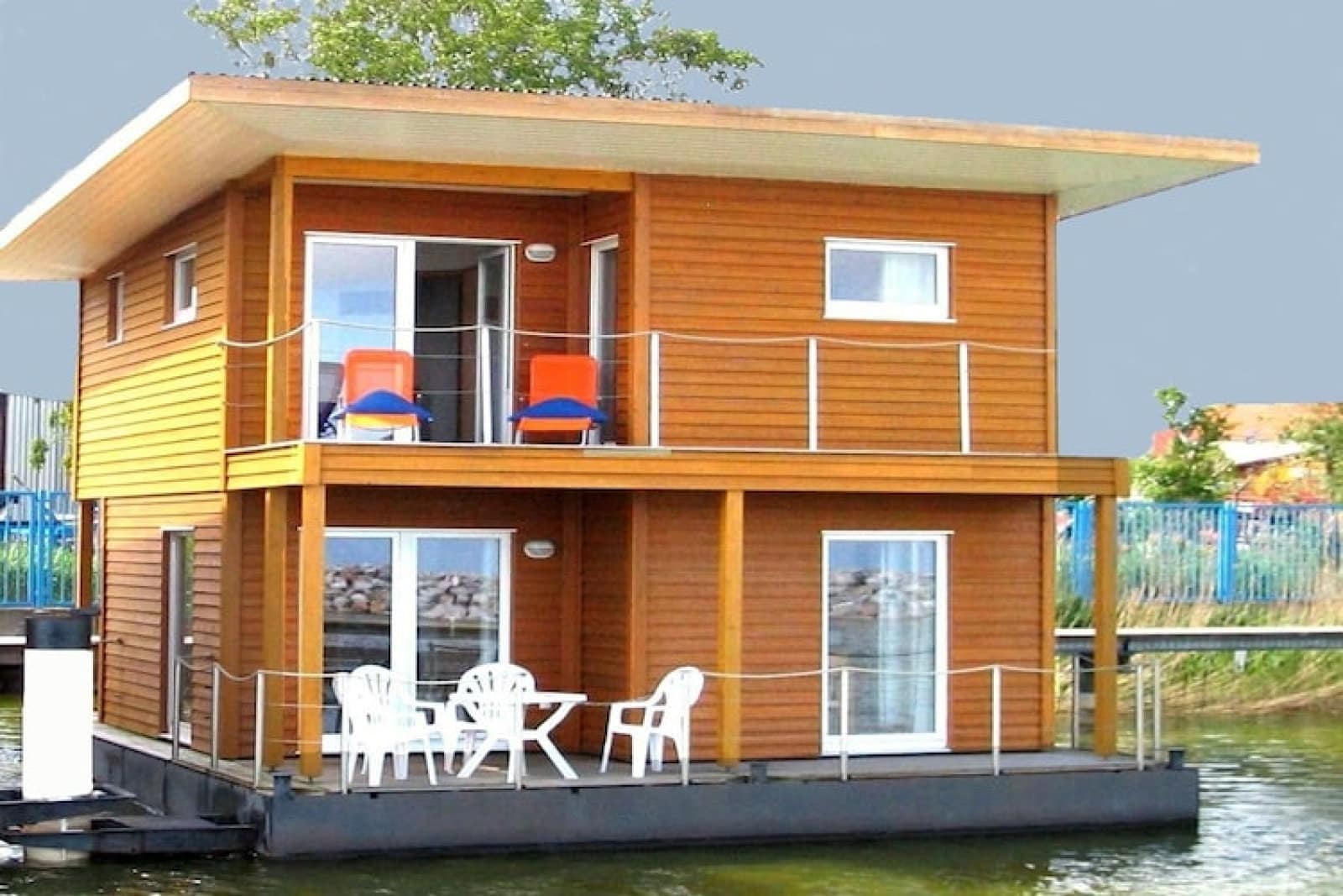 floating-house-1-classic-