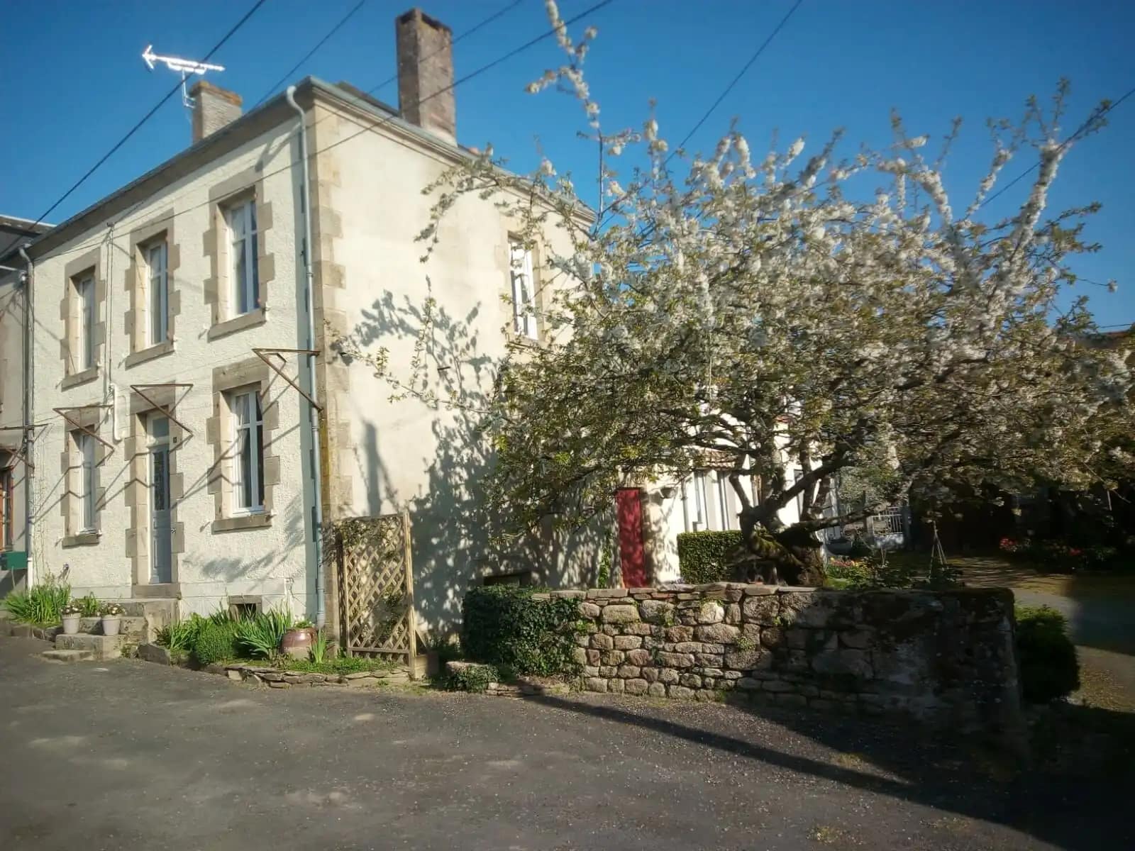 d6a548d30c9a3d87238c75ca99ea1afd