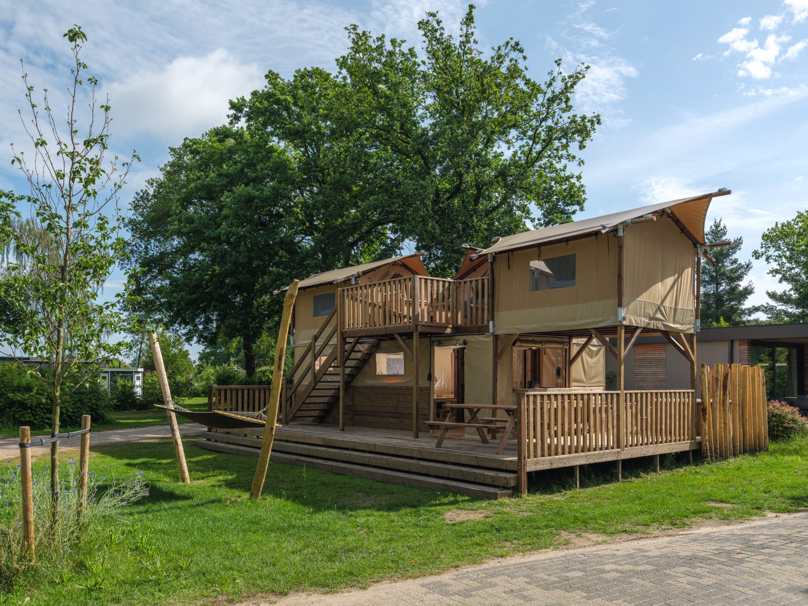 boomhuttent-vakantiepark-molke