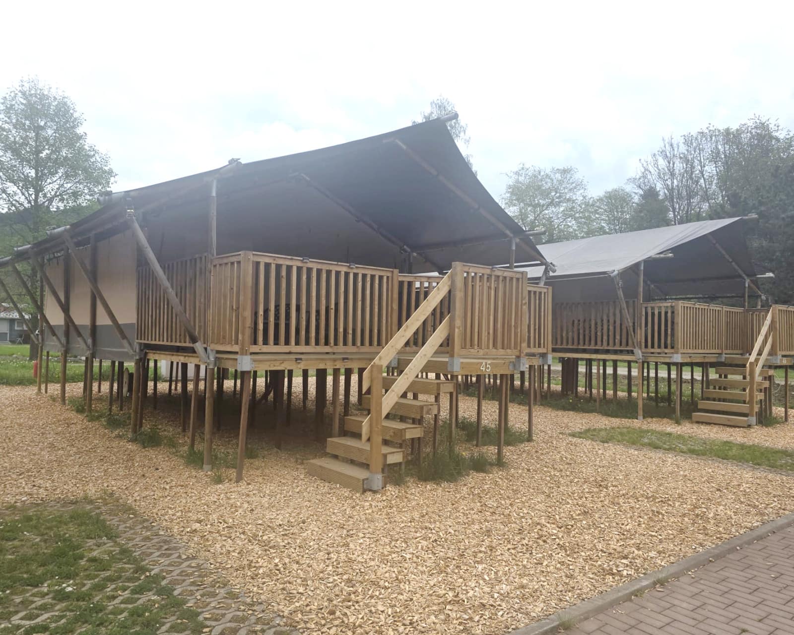 safaritent-camping-vallee-de-lour
