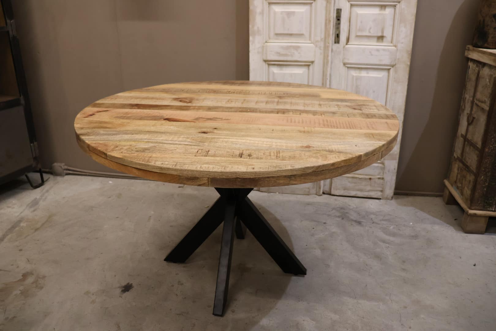 Ronde mango eettafel Dave Ø 140 cm - Afbeelding 4