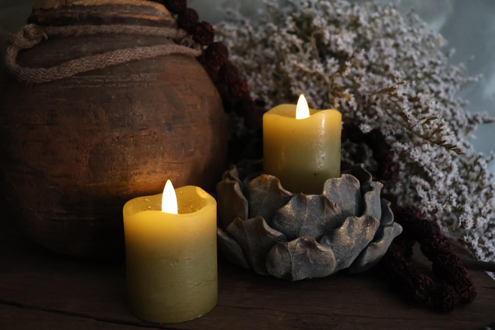 Set van 2 led stompkaarsen Ø 5 cm groen - Afbeelding 2