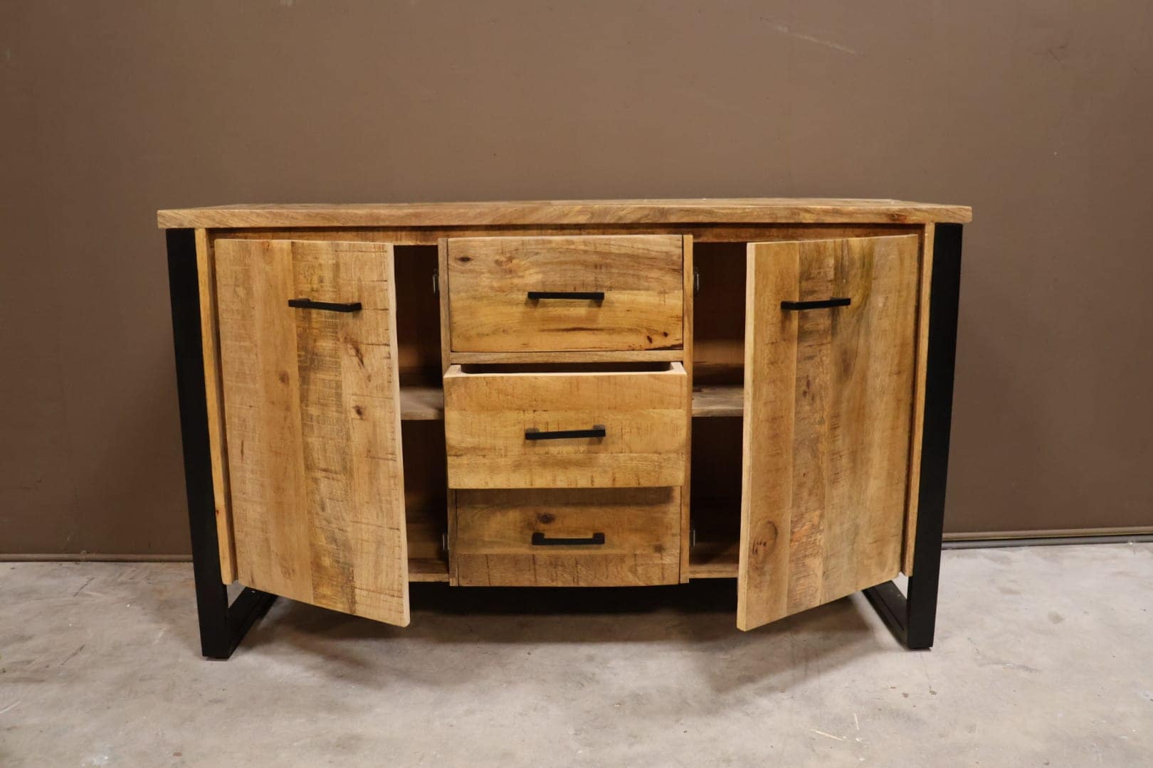 Mangohouten dressoir Jordi - Afbeelding 3