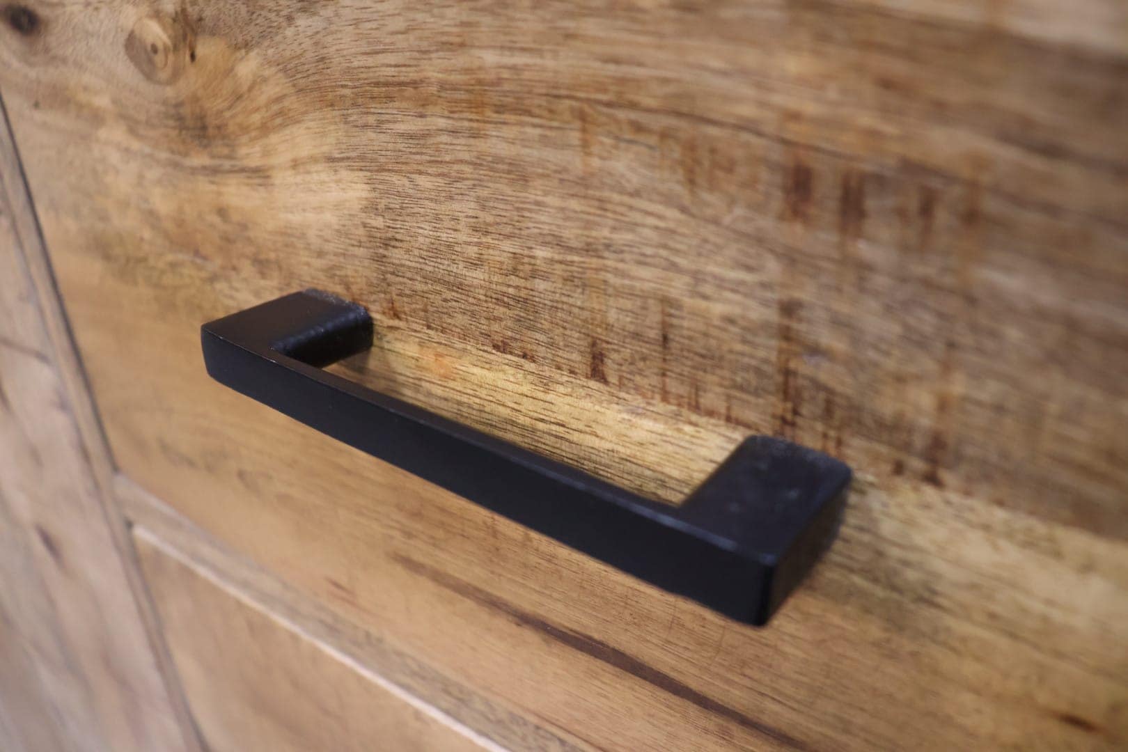 Mangohouten dressoir Jordi - Afbeelding 4