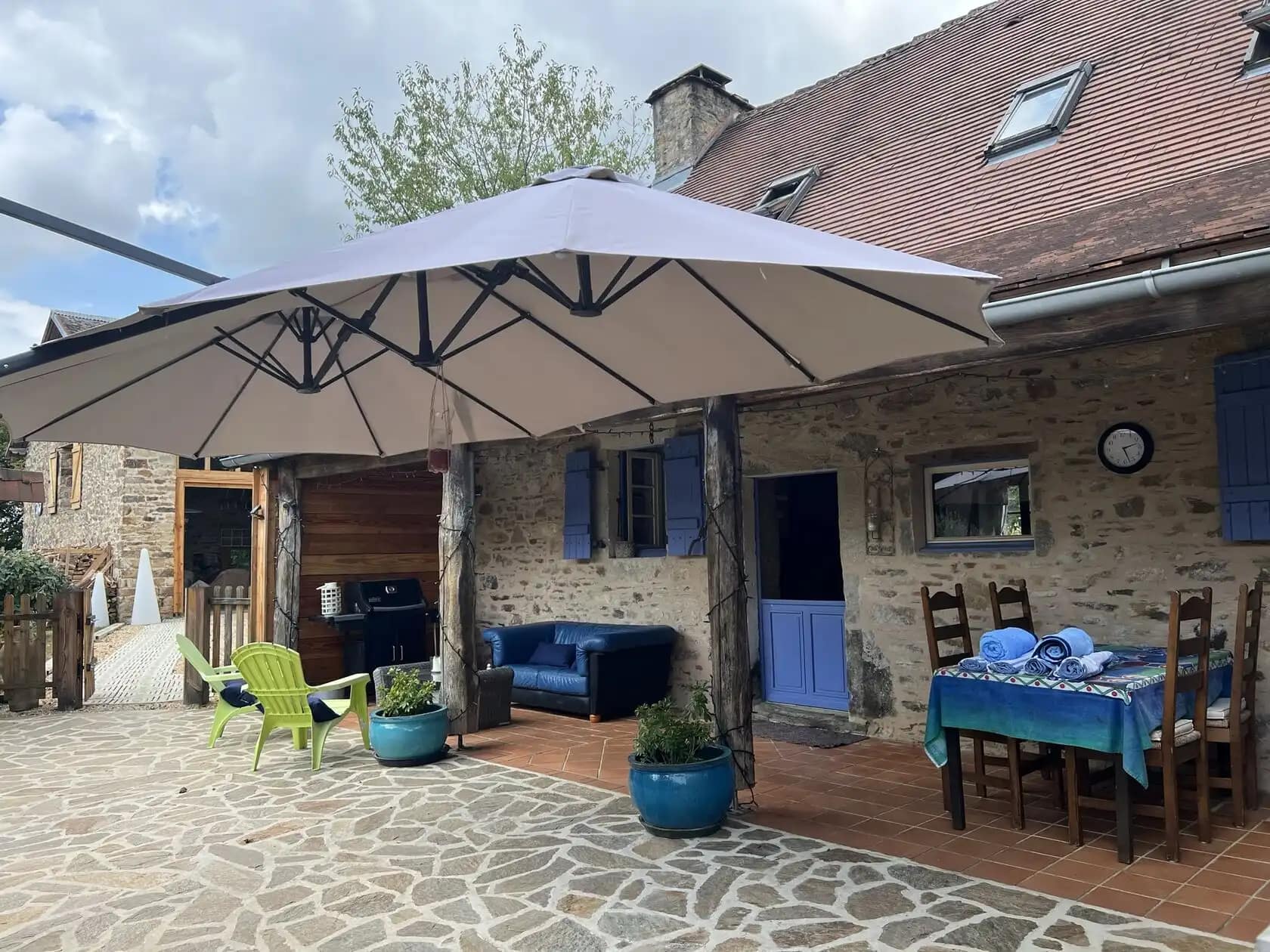 f79e03ad090e1c3649d62e0bc82c99ae