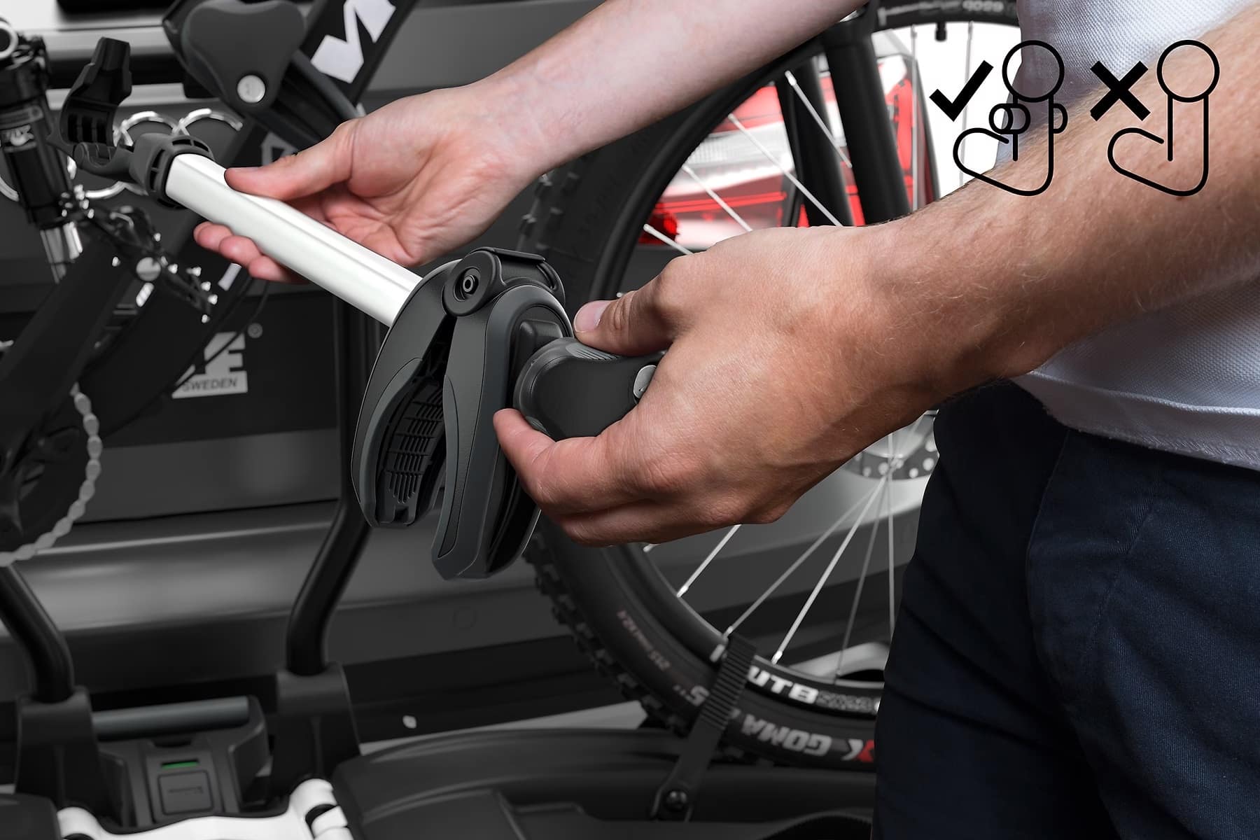 EasyFold XT F 2bike 13pin