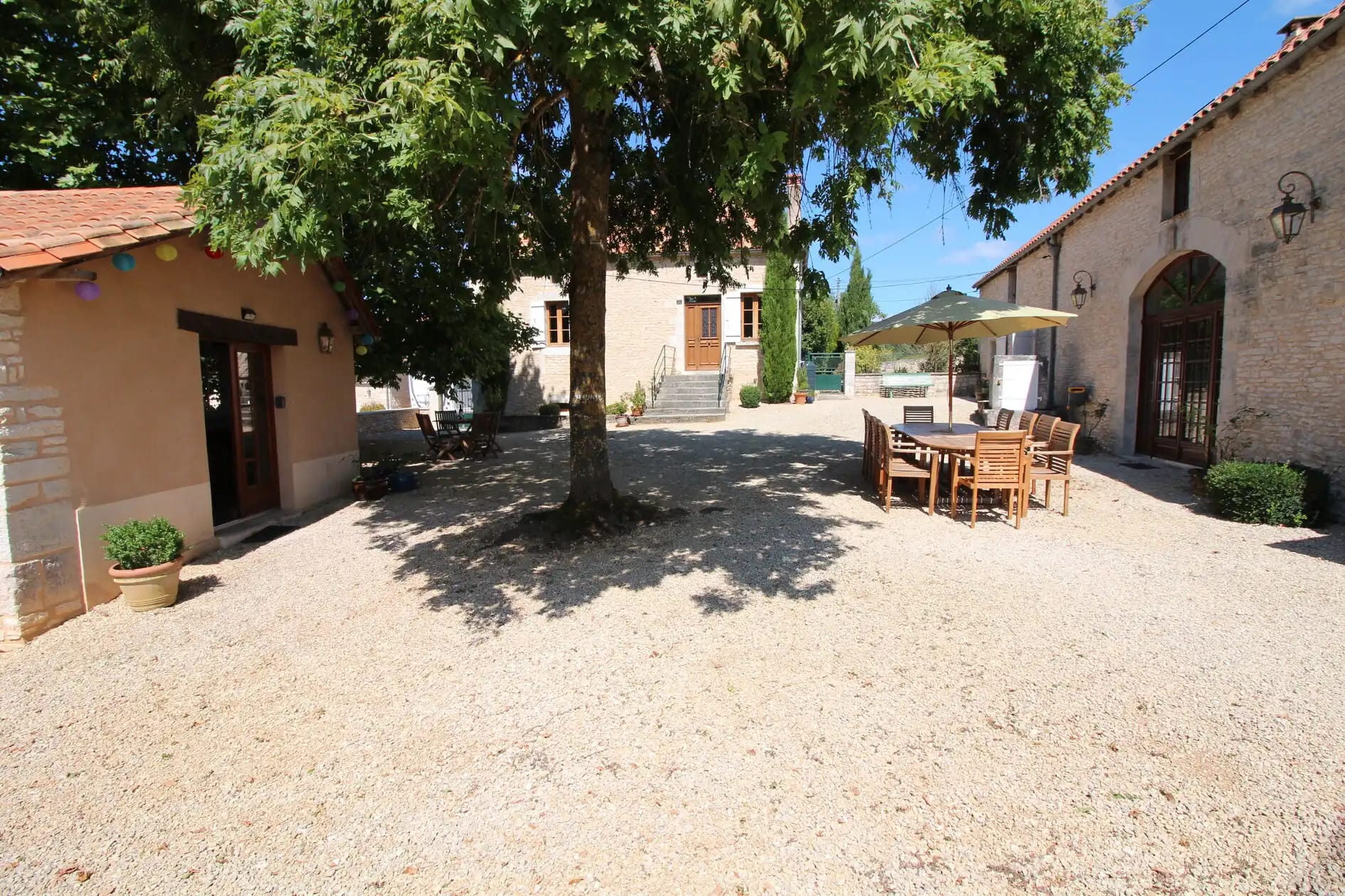 1d8f5fc7ac2b2b40f85488d21e4ea0db