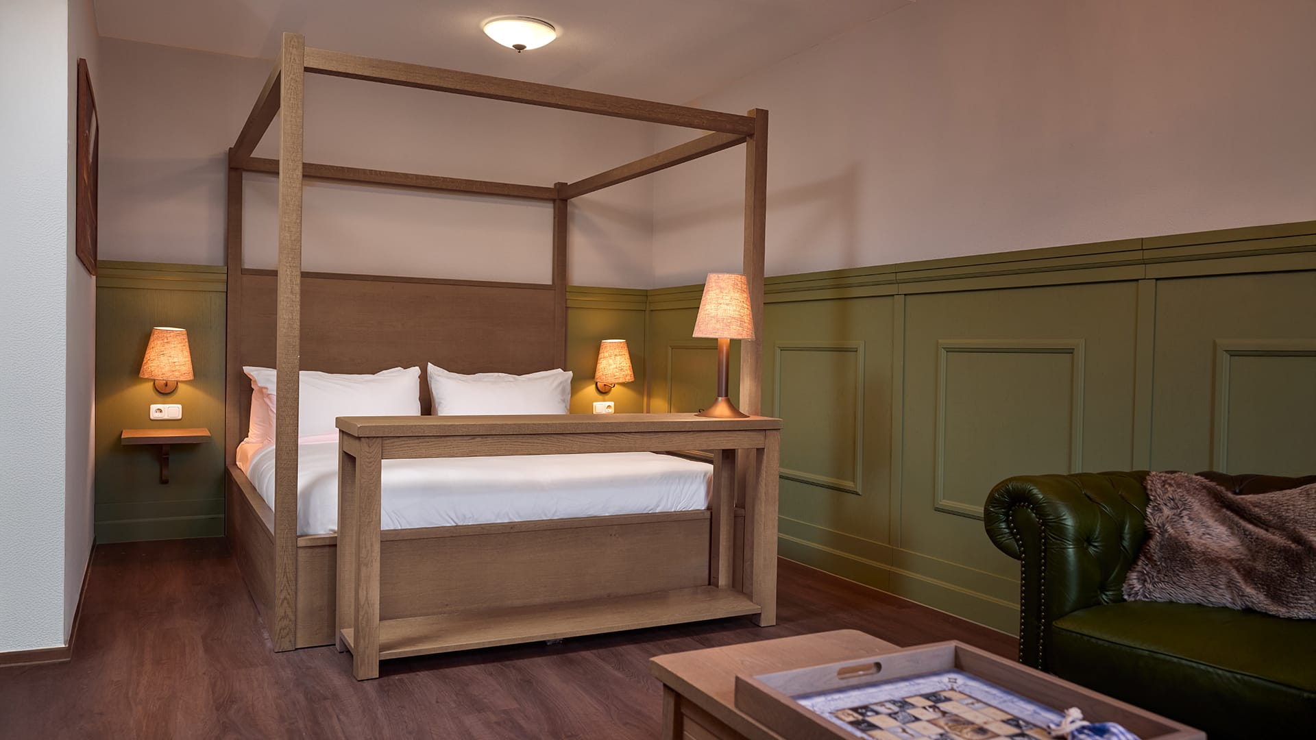 1920x1080-bosrijk-bed-premiumkamerpoorthuys-4-persoons-3