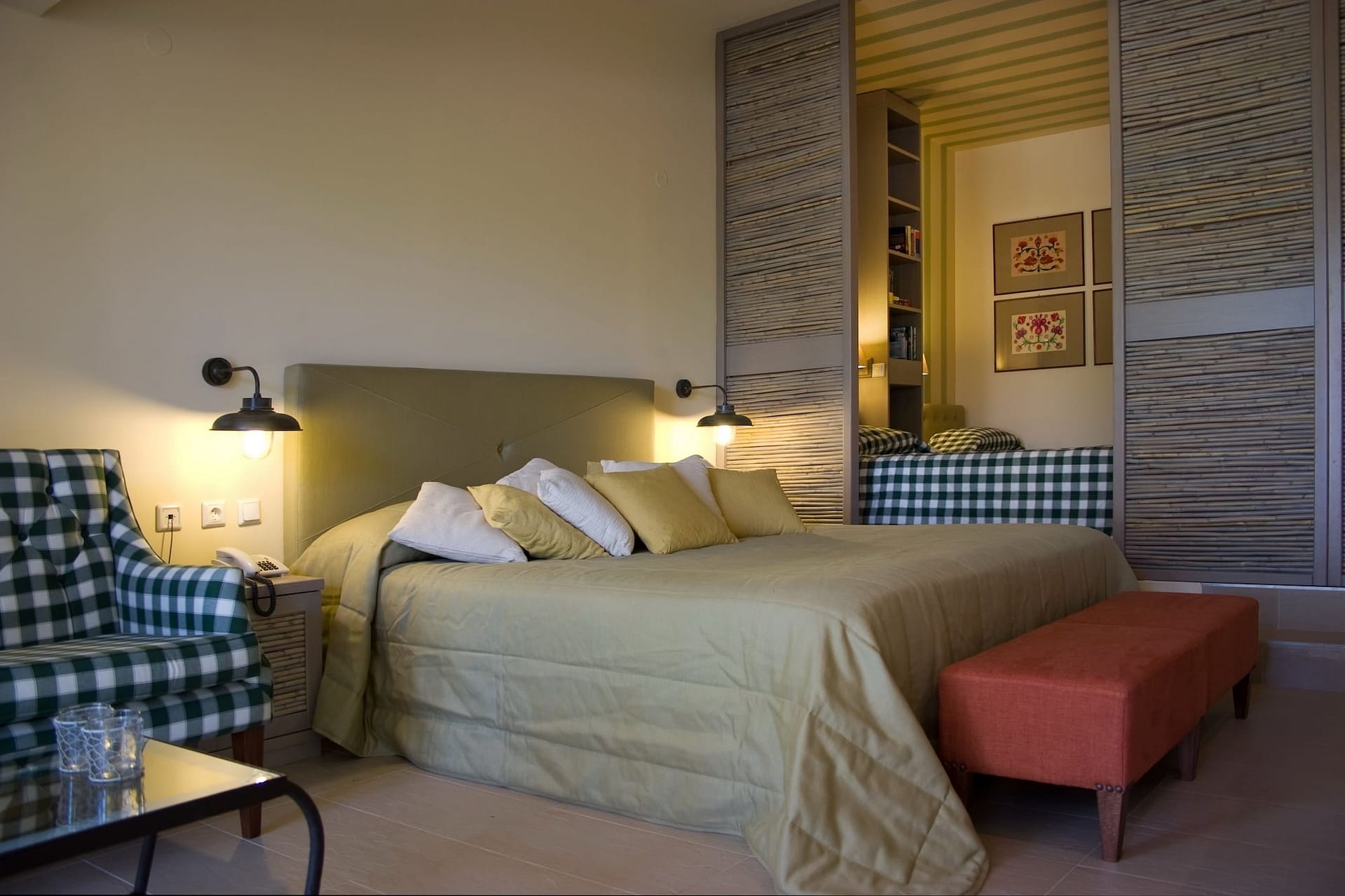 aHR0cHM6Ly9ob3RlbGltYWdlcy5zdW5ob3RlbHMubmV0L0hvdGVsSW5mby9ob3RlbEltYWdlLmFzcHg_aWQ9MjYyNDA1NDY