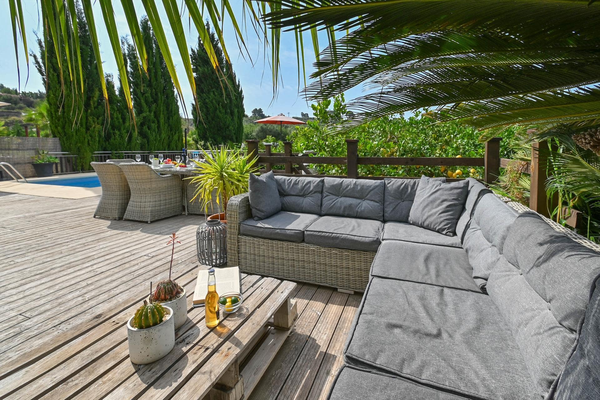 104822_07