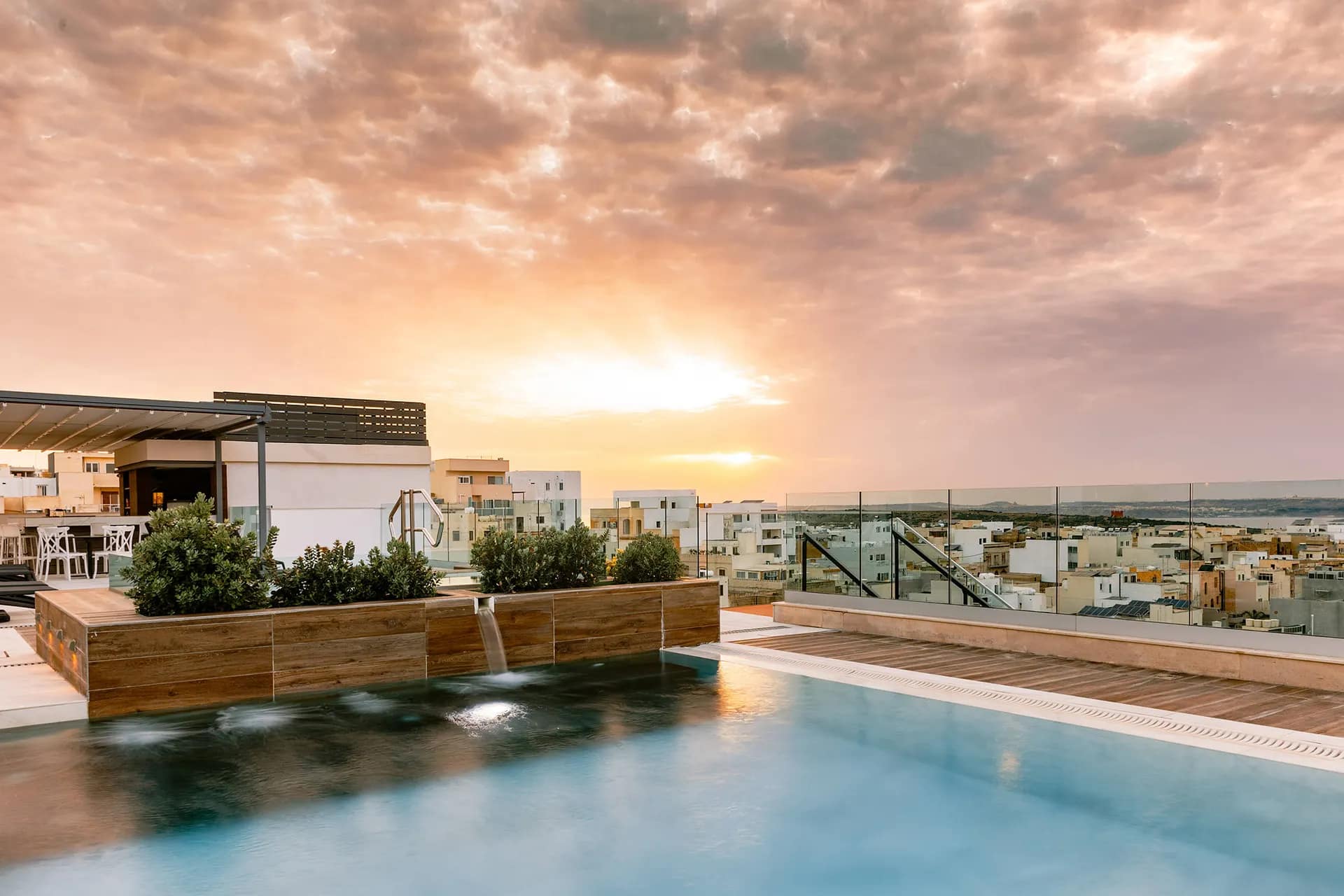 aW1hZ2VzLXR3ZC13aGl0ZWxhYmVsLXByZC9kZWpvbmdpbnRyYS9hSFIwY0hNNkx5OXBiV0ZuWlhNdVpHVnFiMjVuYVc1MGNtRXVibXd2WVhOelpYUXZhVzFoWjJVdk9HUmlNRGRoTjJZdFlqUm1PQzAwT0dObUxUazFObVl0TURkbU5XWTVORE00WWpWbEwxY3ZTQQ