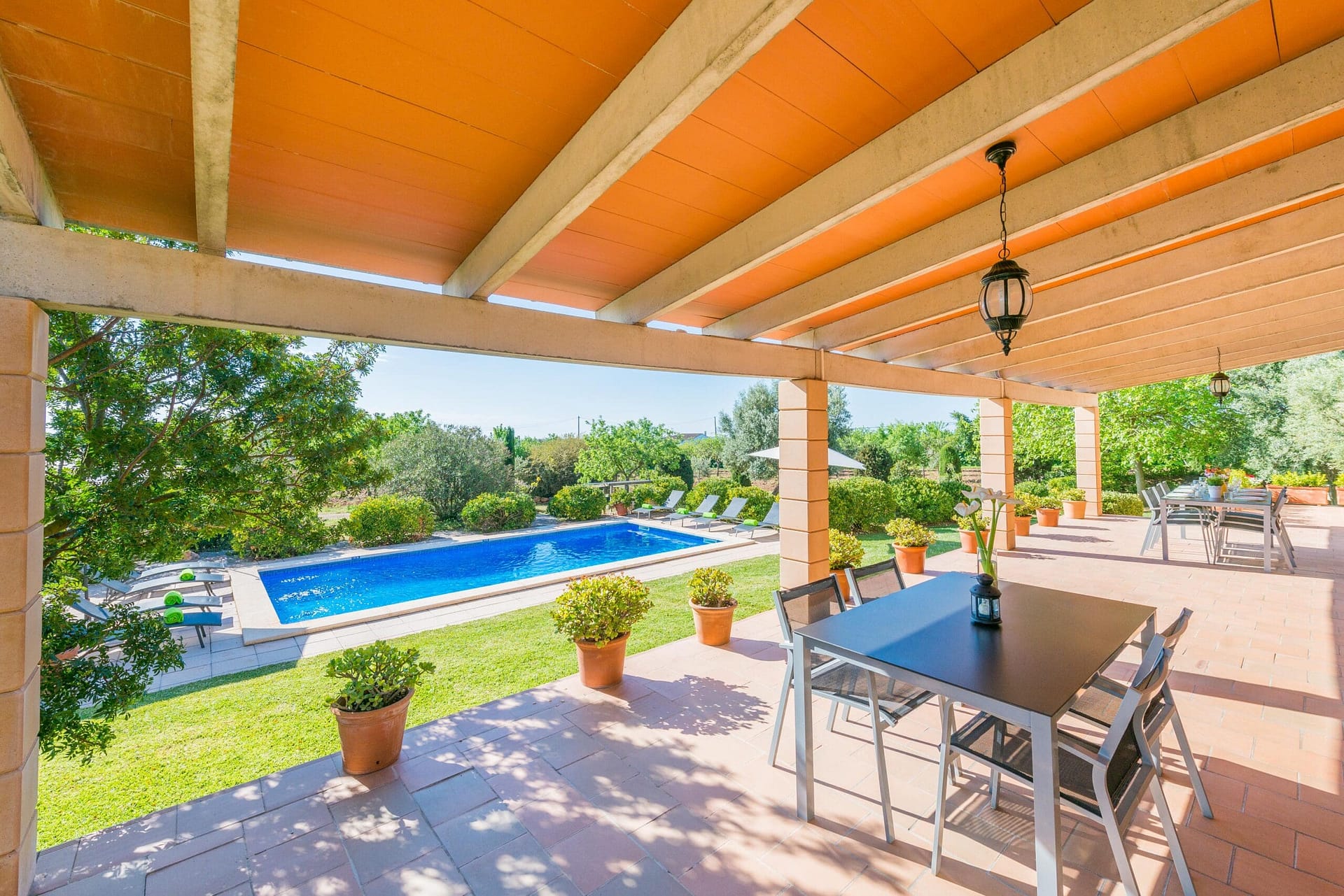 2254_82f4e920f714a1a8c95f64b9449b3810