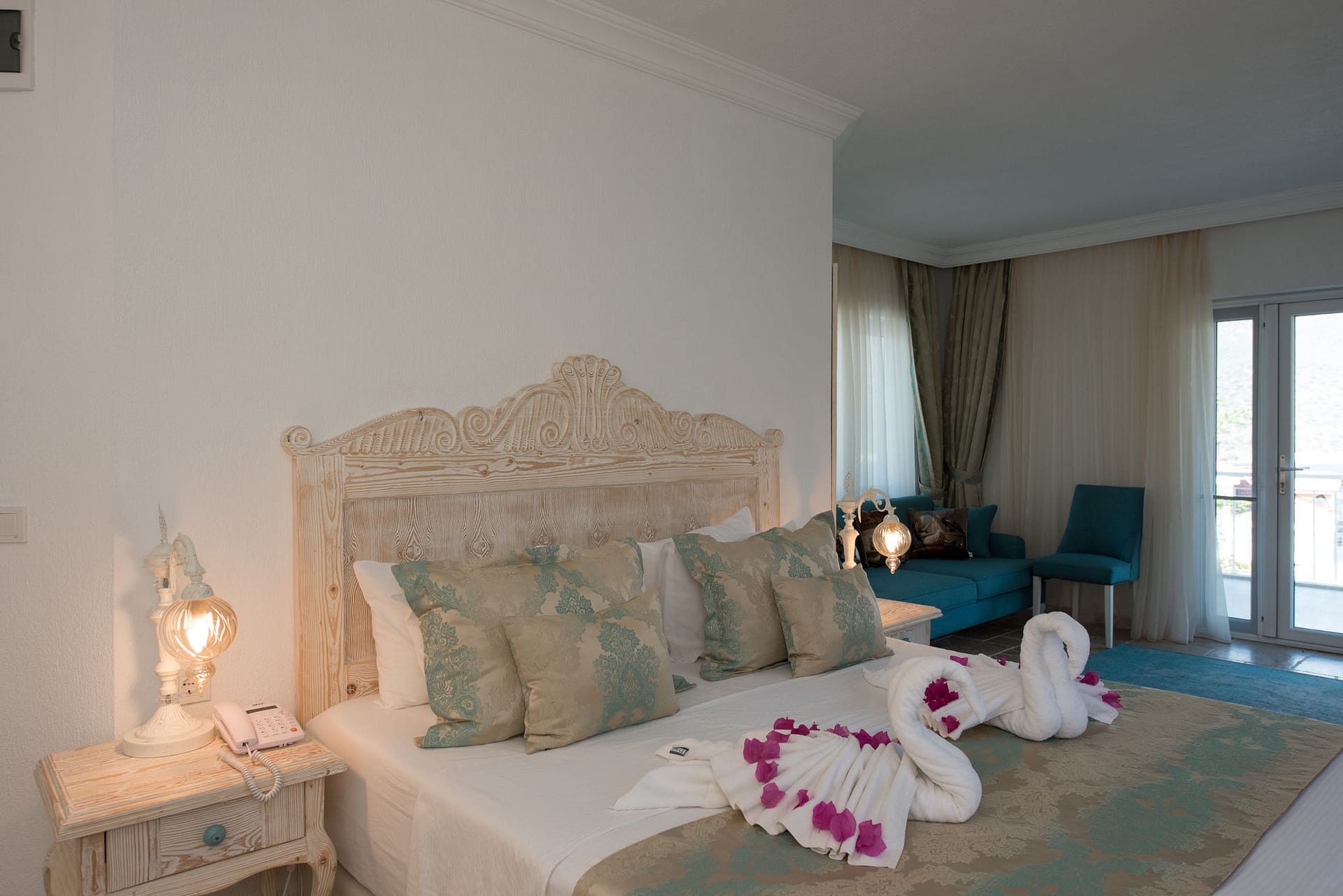 aHR0cHM6Ly9ob3RlbGltYWdlcy5zdW5ob3RlbHMubmV0L0hvdGVsSW5mby9ob3RlbEltYWdlRnVsbC5hc3B4P2lkPTY1NjEzODM