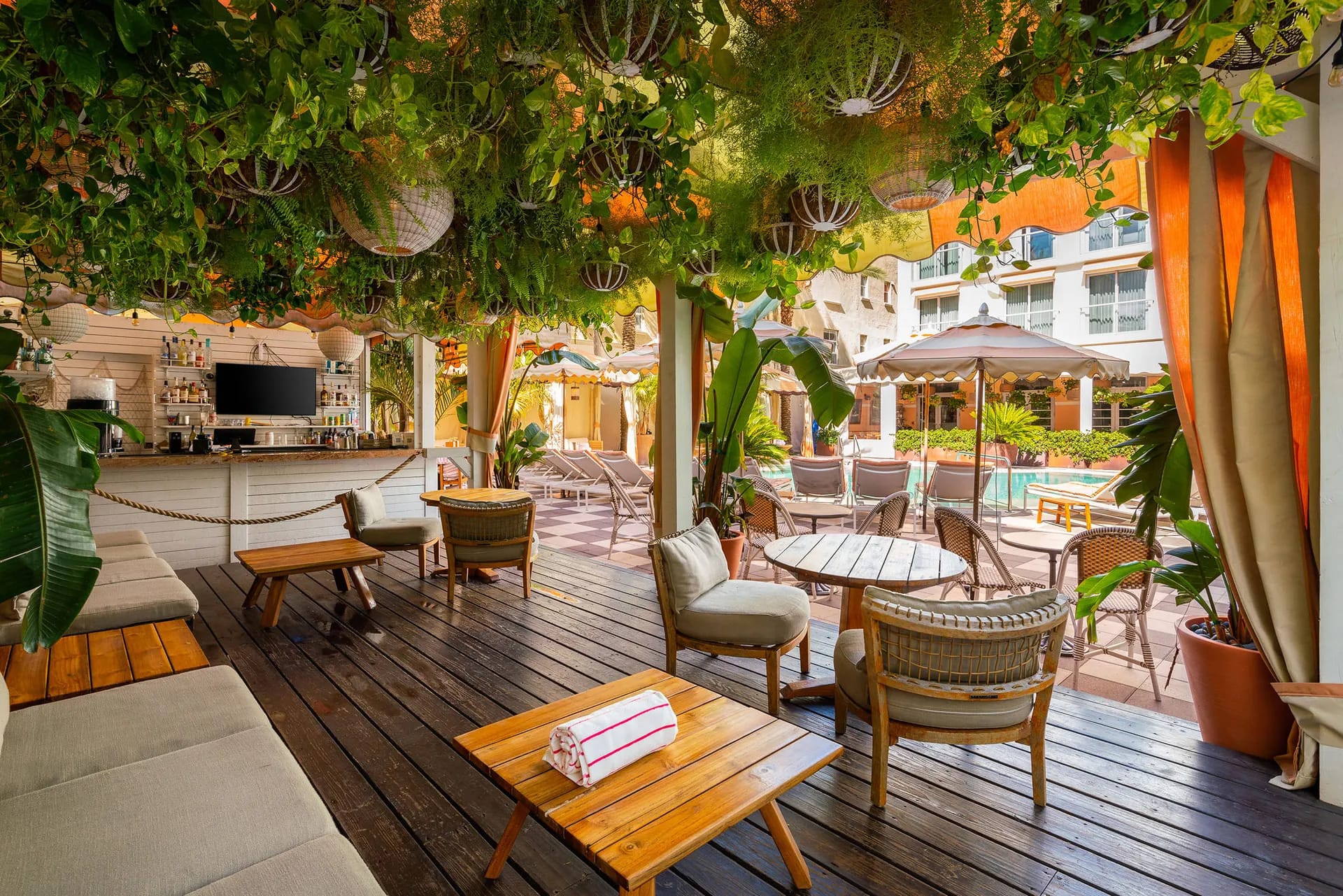 aW1hZ2VzLXR3ZC13aGl0ZWxhYmVsLXByZC9kZWpvbmdpbnRyYS9hSFIwY0hNNkx5OXBiV0ZuWlhNdVpHVnFiMjVuYVc1MGNtRXVibXd2WVhOelpYUXZhVzFoWjJVdk9EWTNOekl4TkRNdFpqUmhZUzAwTnpjMkxUazBNV010WXpVM1pXTXhaV0kxTldSa0wxY3ZTQQ