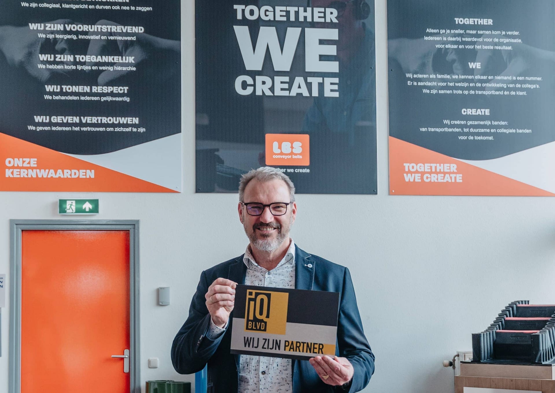 IQonIQ partner LBS Conveyor Belts