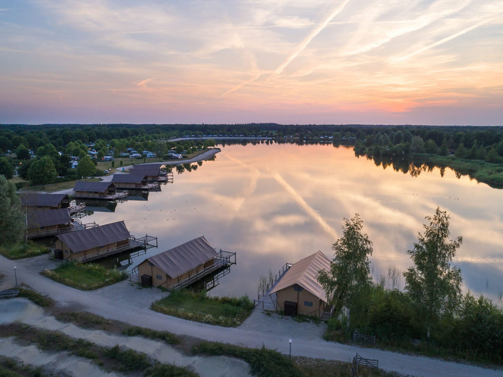 2017-Waterlodge-avond-zon-3